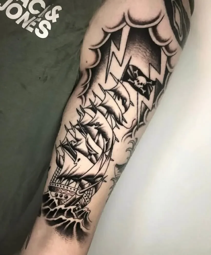 Blackwork tattoo rive-sud