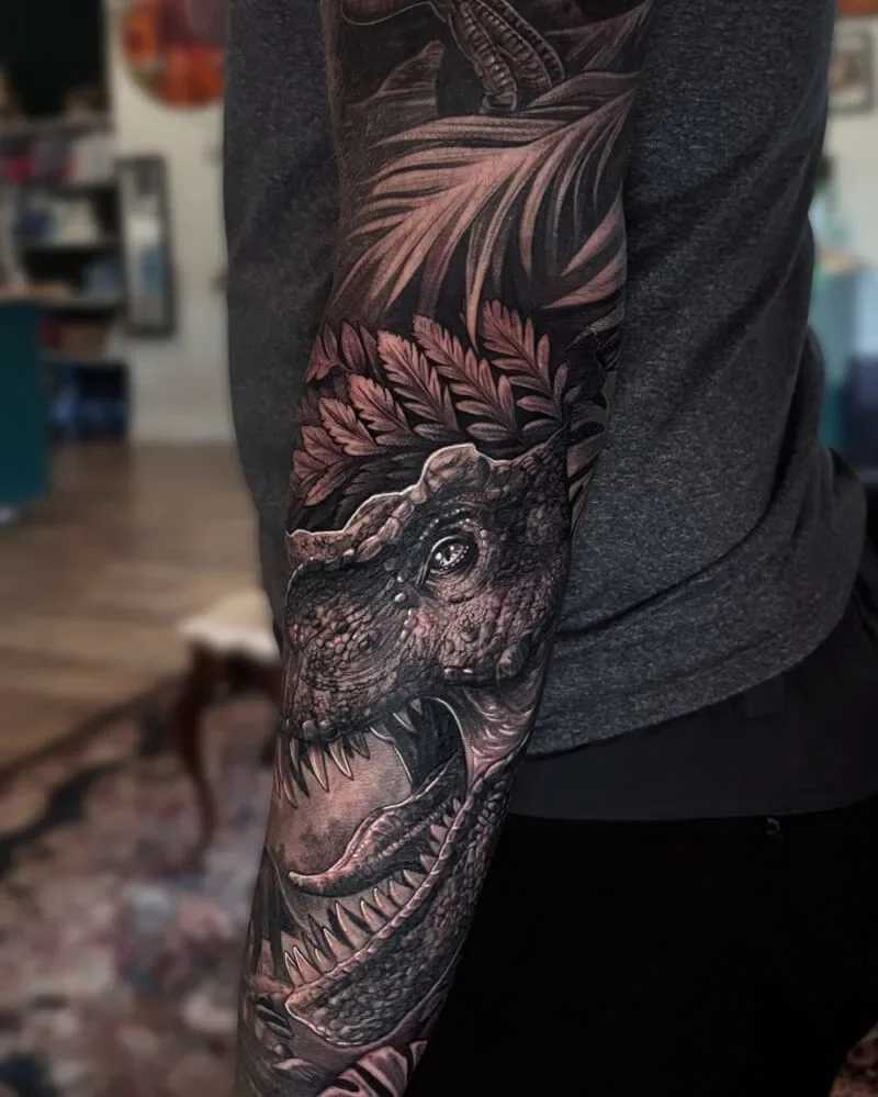 Caponi tattoo Brossard.