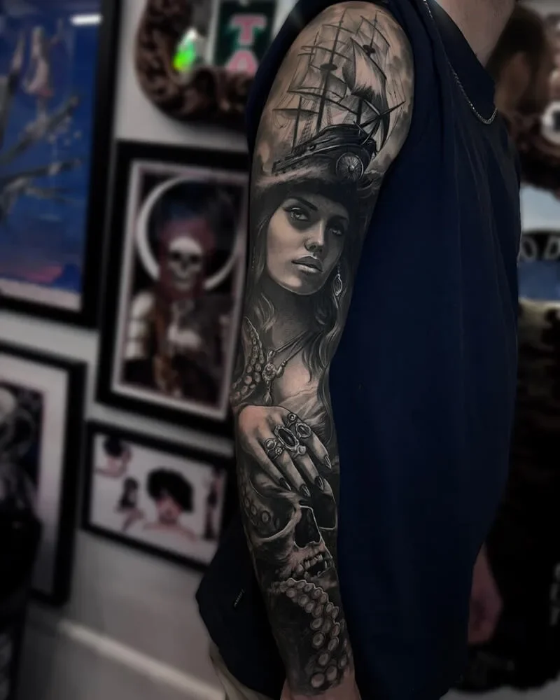 Nico Caponi black and grey tattoo