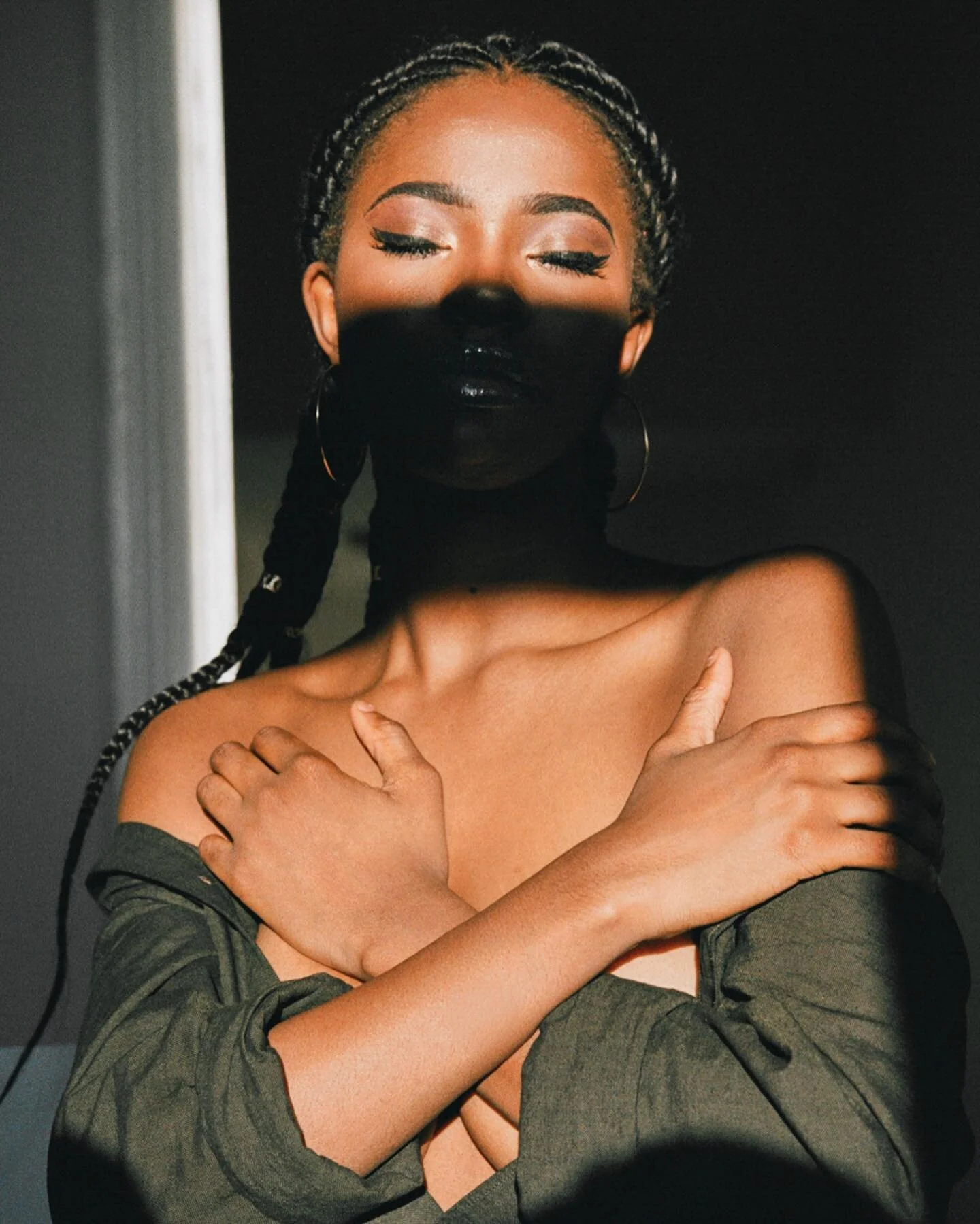 Sun-kissed

&bull;
&bull;
&bull;
&bull;
&bull;
#goldenlight #beautifulmodel #londonmodel #londonphotographer #londonportraitphotographer #modelphoto #fuse_magazine
#sensual_shots_
#sensual_shots
#Sensual_Mania_
#fleurmag #theportraitpr0ject
#pursuito