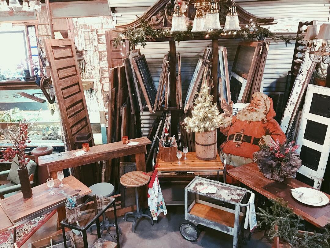 Santa brought bar carts for your holiday entertaining!!
Today is our LAST OPEN DAY of the year, but we are making appointments for the next two weeks so give us a call if you&rsquo;d like to come by!