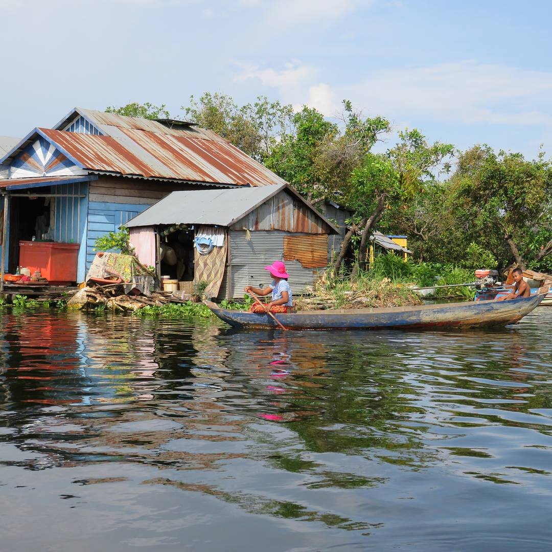 Floating villages Cambodia.jpeg