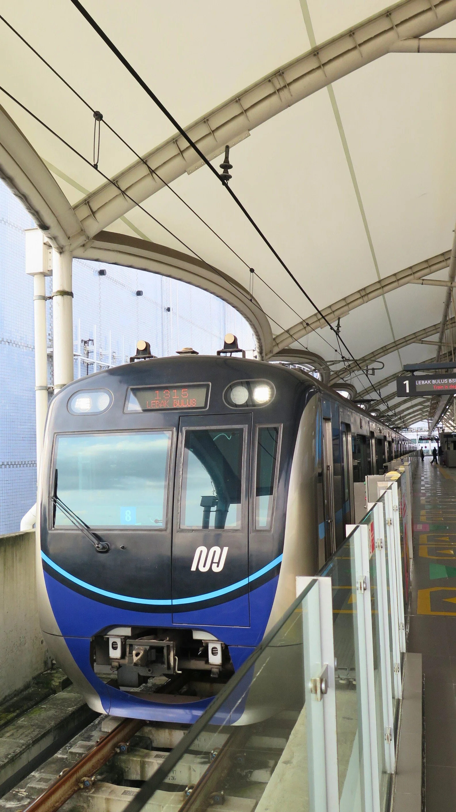 16 - MRT.jpg