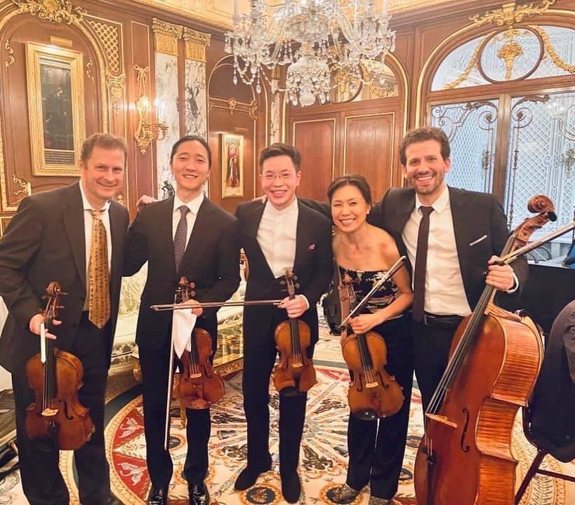Streaming and actual-audience concert tonight at 7:30pm ET with these lovely @chambermusicsociety friends #RestartStages