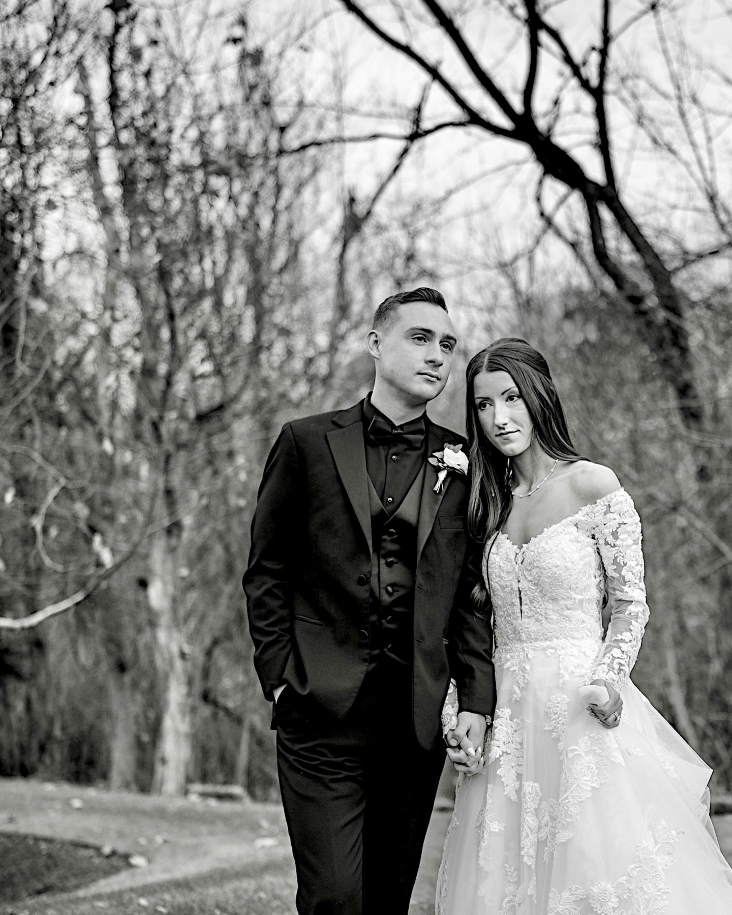 Congratulations to Rachel and Avery on having  such an amazing wedding day!
#bradriggiophotography 
#bradriggio #pittsburghwedding  2025wedding weddingprofessionals 
djkevinredford bellasera_eventvilla