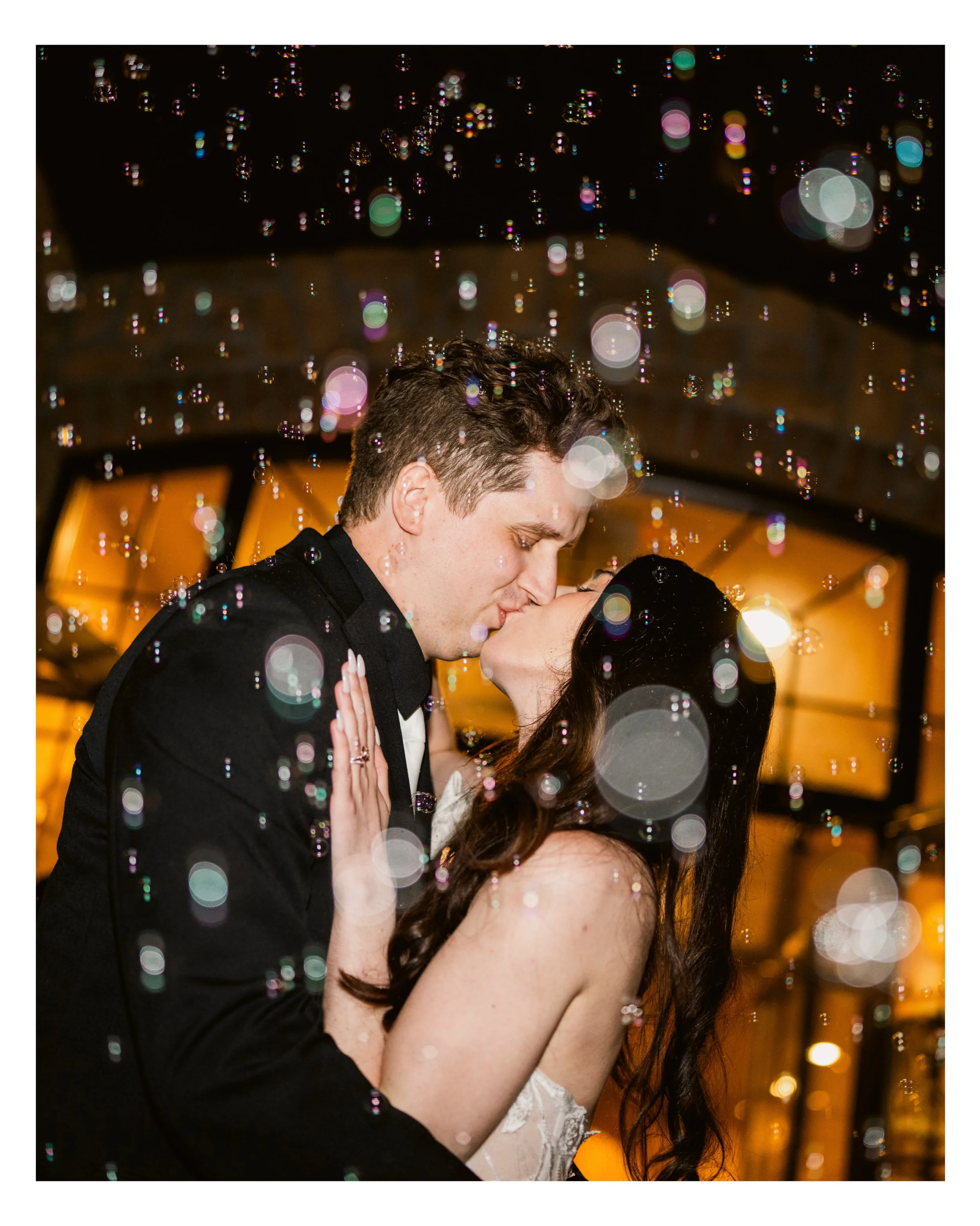 Couldn&rsquo;t have ordered better weather for Daniel &amp; Nicole&rsquo;s big day. A beautiful celebration and an amazing send-off to finish the night! 💍✨
#bradriggio 
#bradriggiophotography 
#weddingphotography
#dj_kevin_redford
#bellasera_eventvi
