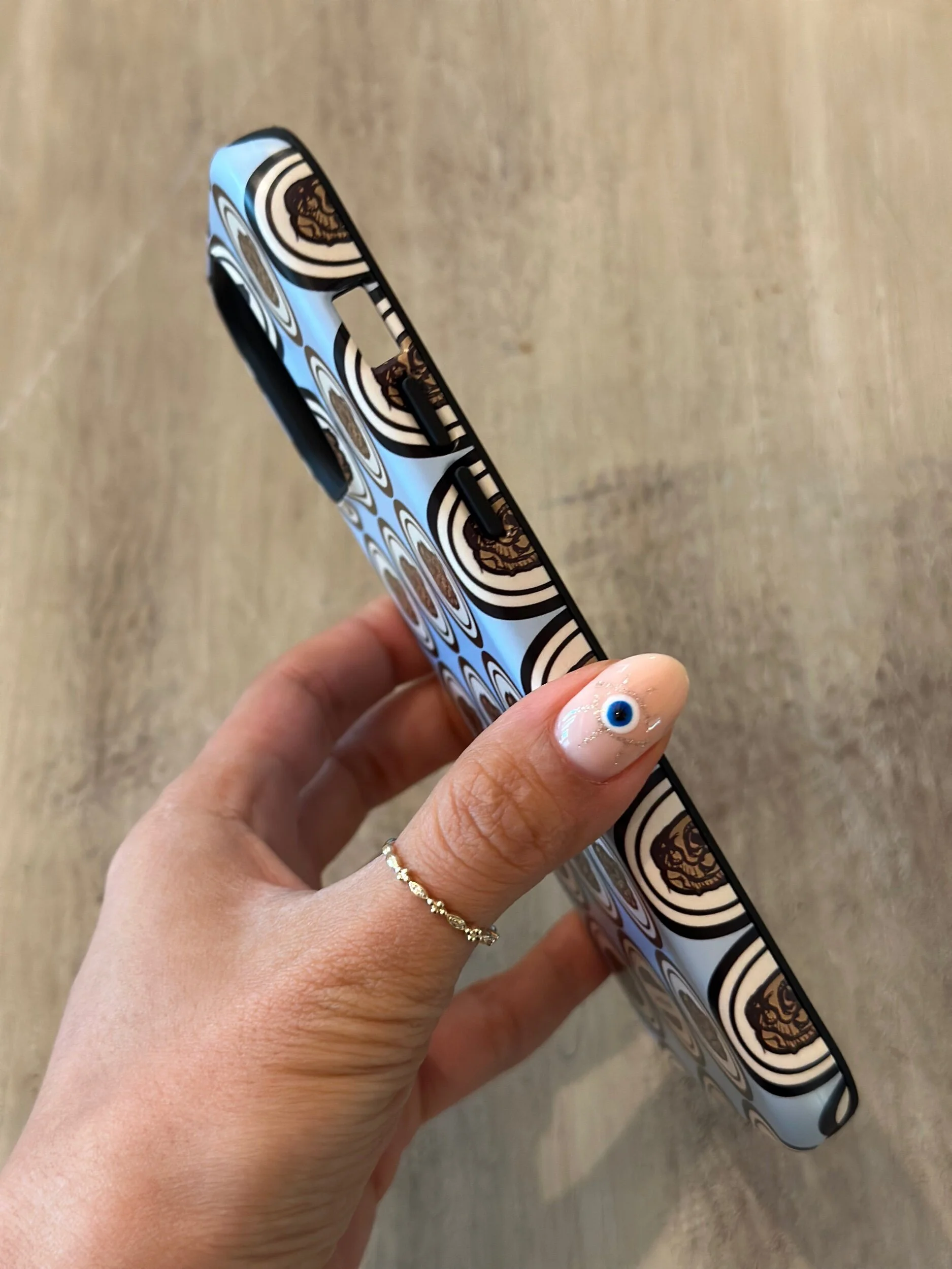 Crisp Olive™ Phone Cases are designed and printed in the U.S. Pleasantly light, these protective phone cases have beautiful designs that are unique, colorful and elegant.
