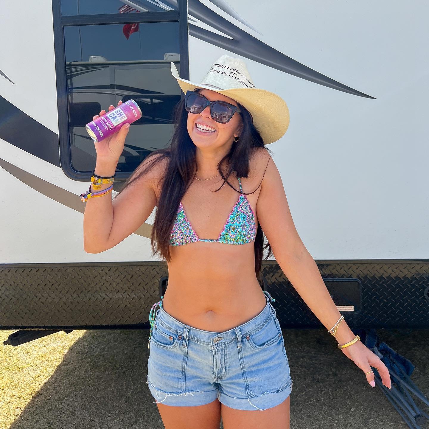 Stagecoach recap 🌵 festival szn may be over, but that doesn&rsquo;t mean the fun has to end&hellip; 🪩

find us in Target, Kroger, Whole Foods, &amp; more to make sure the show goes on 🛒🩷🥂