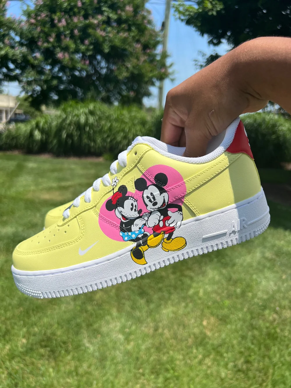 Nike minnie shop mouse sneakers