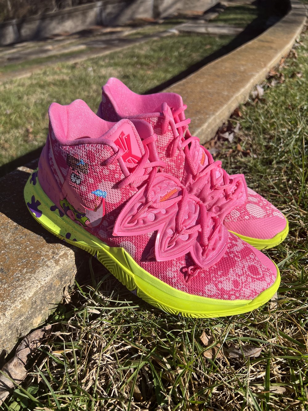 Custom Nike Kyrie 5 “Patrick Star” Custom Basketball Shoes — Q'S Custom  Sneakers