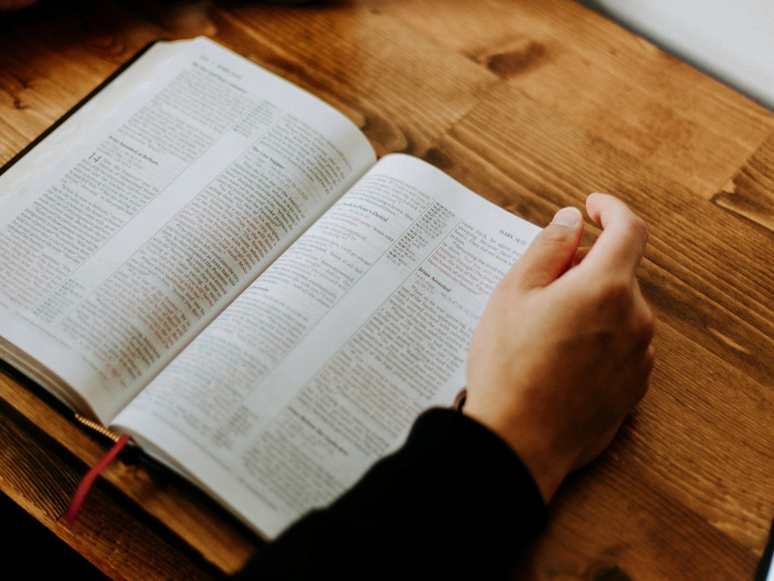 Which Bible Translation Should You Use?&nbsp;