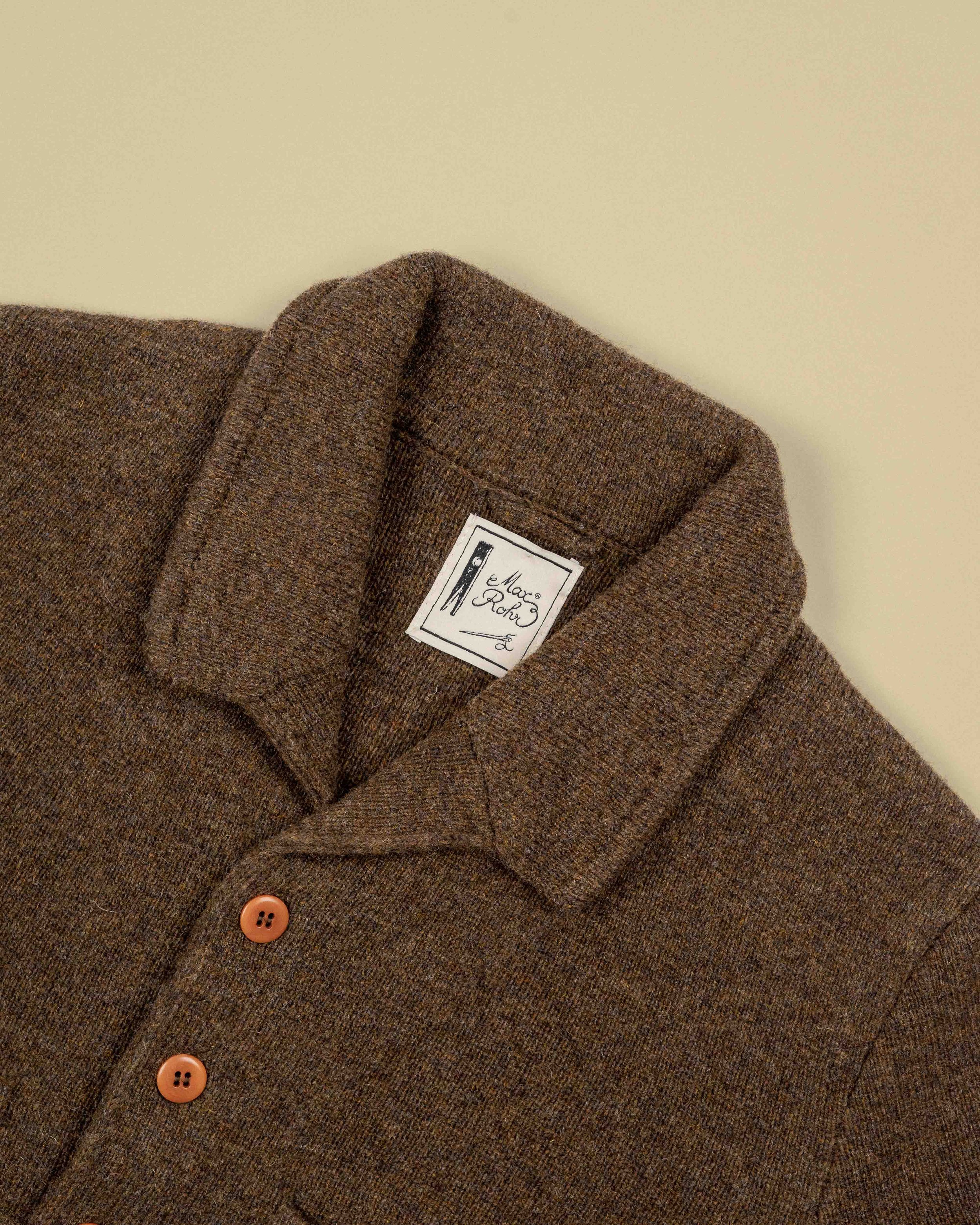 GRP_MaxRohr_Max3_ShortJacketB_Brown_1Mb-2.jpg