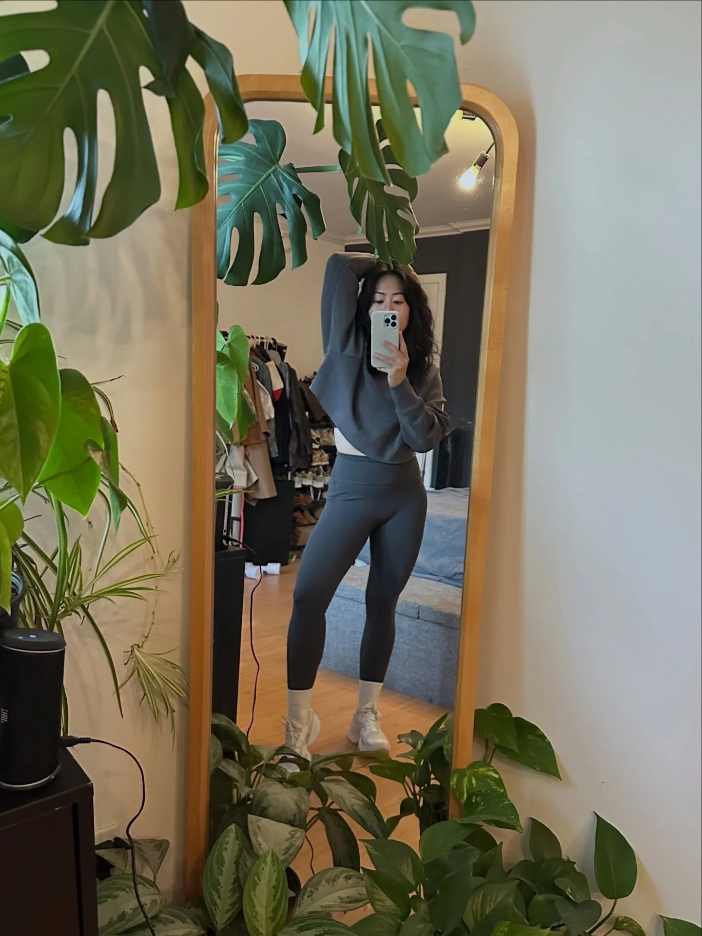 a successful daylight sayings day 🌞 
.
.
.
.
.
#ootd #selflove #gymoutfits #healthandfitness #fitgirl