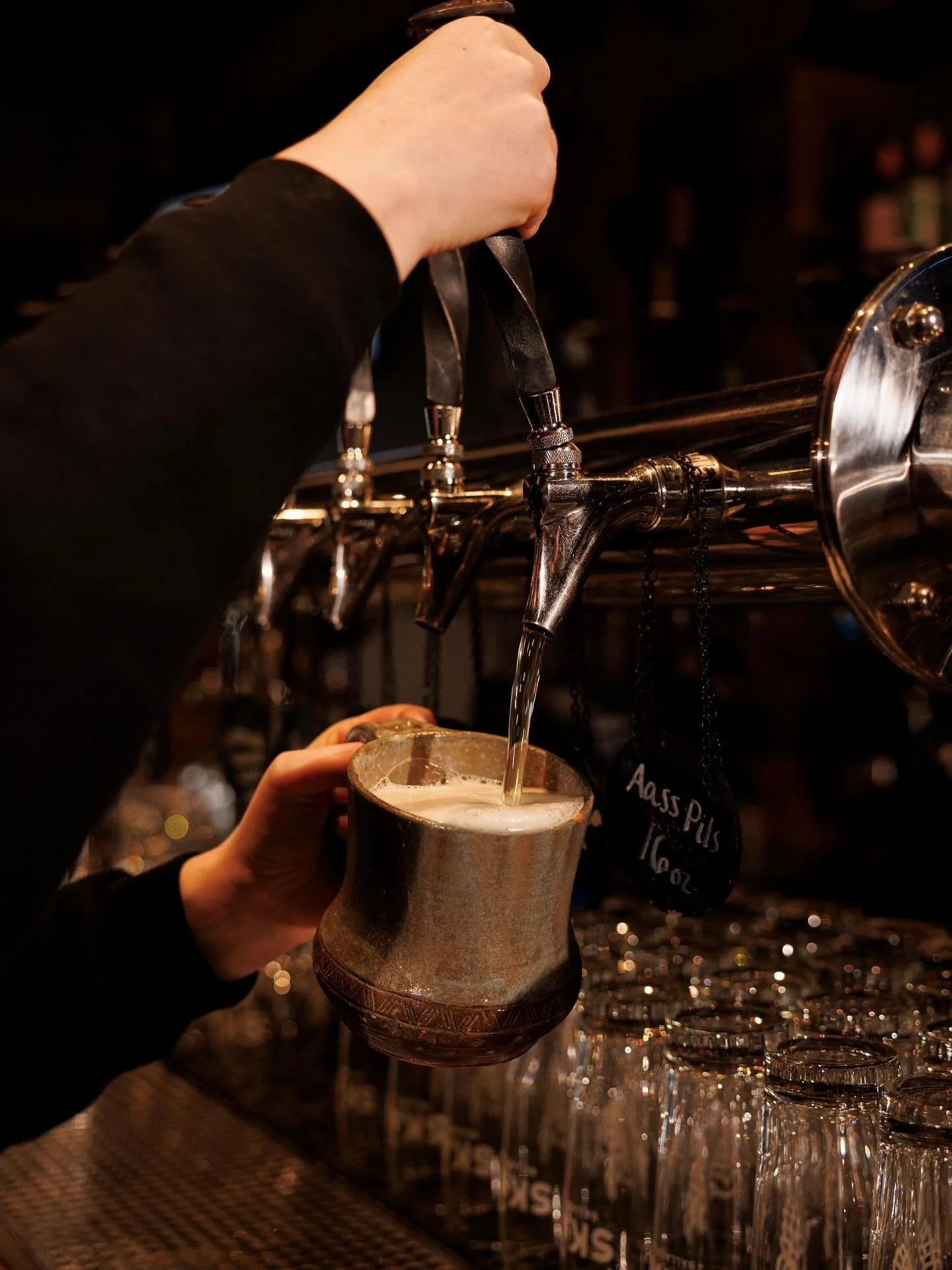 Give the gift of Mug Club Membership or Future Viking Feast vouchers this holiday season! Mug Club Memberships and our Valhalla Wall are over 30% off this month! Link in bio for more information.