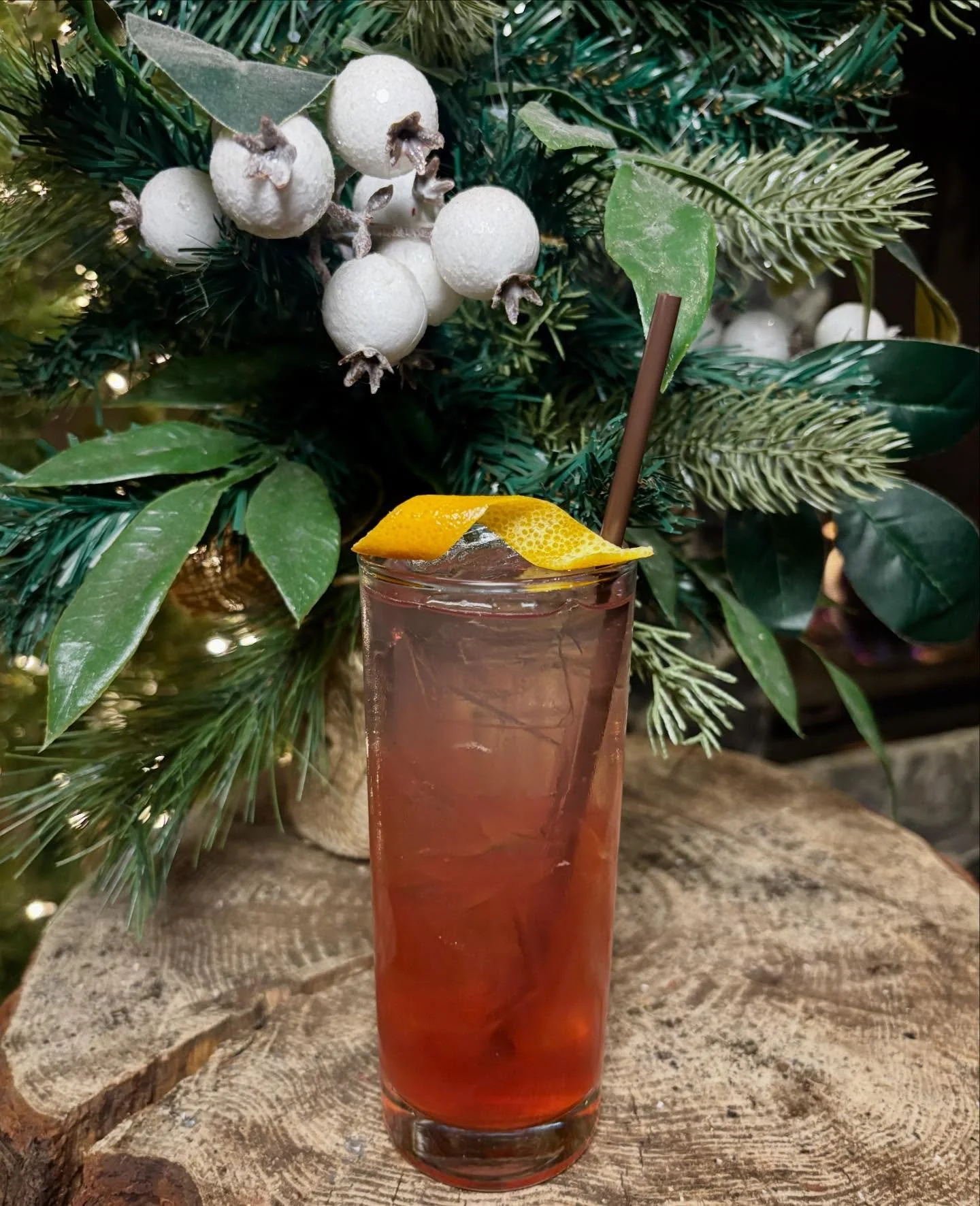 Calling all Dry January participants! We got you covered with our new Wassail Spritz Mocktail! Made with Cherry, Lemon, orange juniper syrup, &amp; topped with soda, it&rsquo;s festive &amp; refreshing, and will keep you in high spirits for all your 