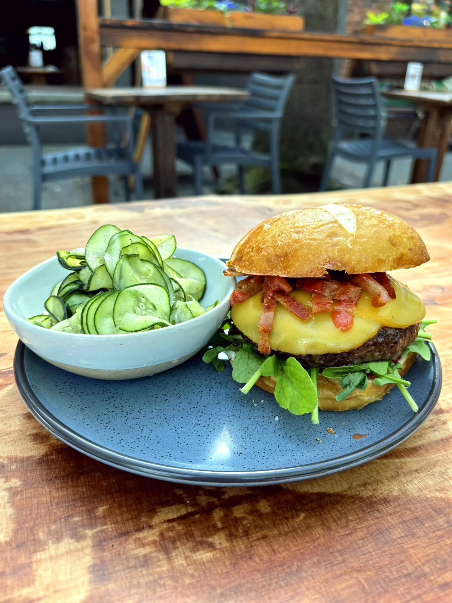 MAY we introduce you to some new food favorites?? 🤗

The Beast Burger 😈🍔 is a MASSIVE 1/2 lb. wagyu, elk, and wild boar patty topped with smoked gouda, chopped bacon, and arugula and served on a @kaffeeklatschseattle pretzel bun slathered with our