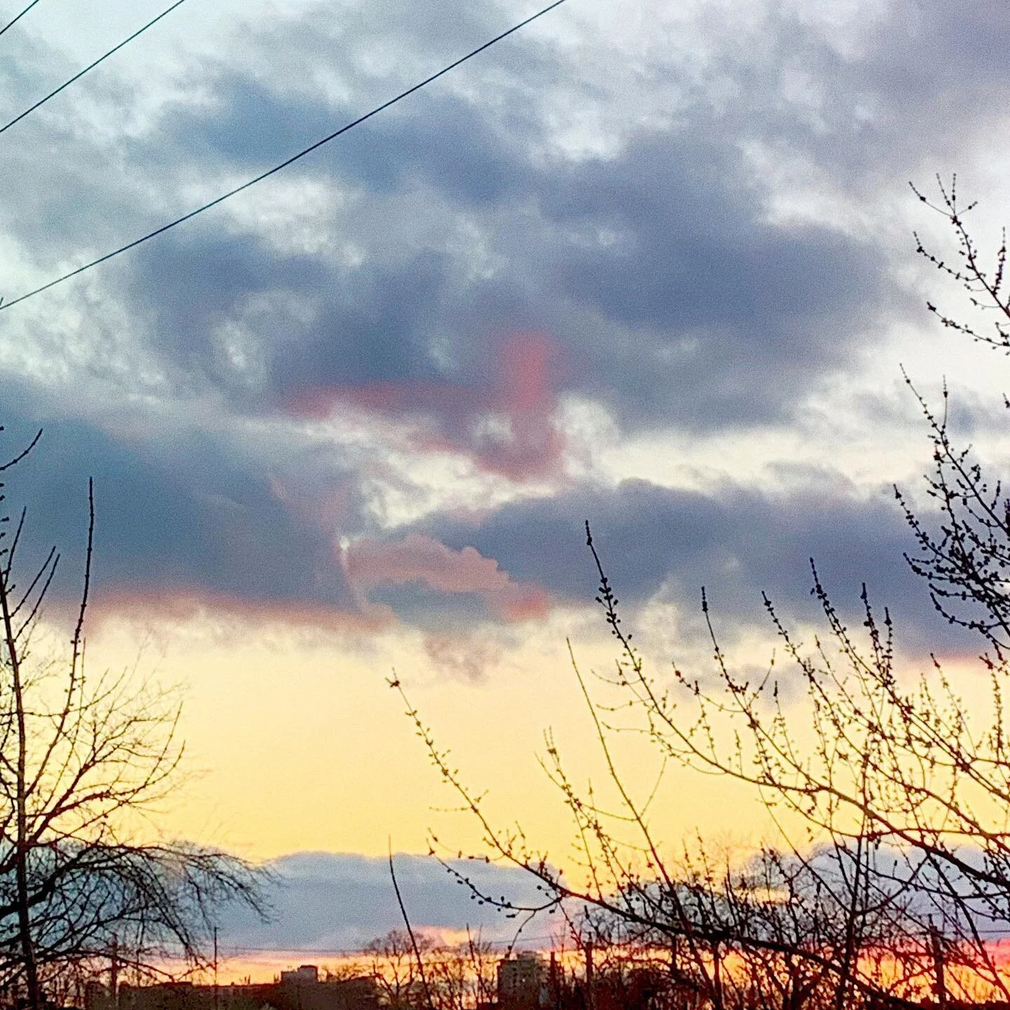 Cloud inspiration 💓 Gratitude for my sunset view