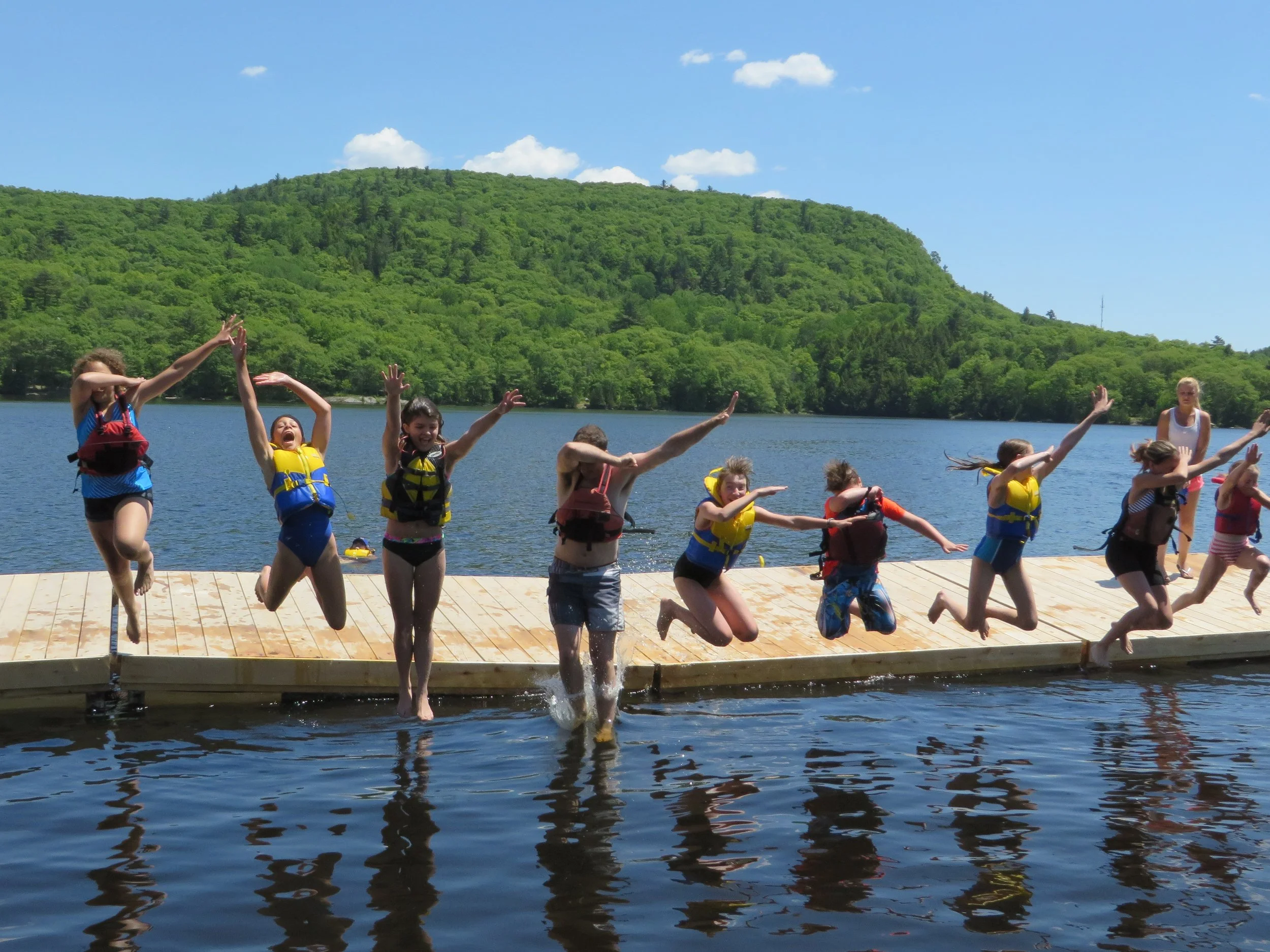 Camp d'été - Club Cascades | Rivière Gatineau | Chelsea, QC