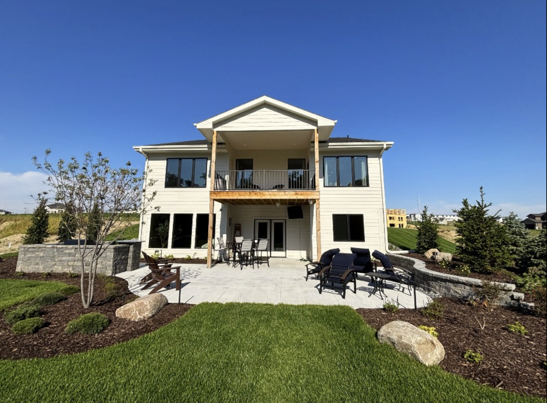 How to Maintain a Healthy Landscape
