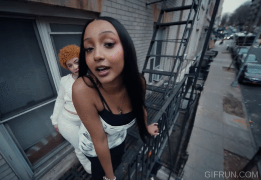 PinkPantheress ft Ice Spice - Boy’s A Liar Pt. 2 (Official Video)