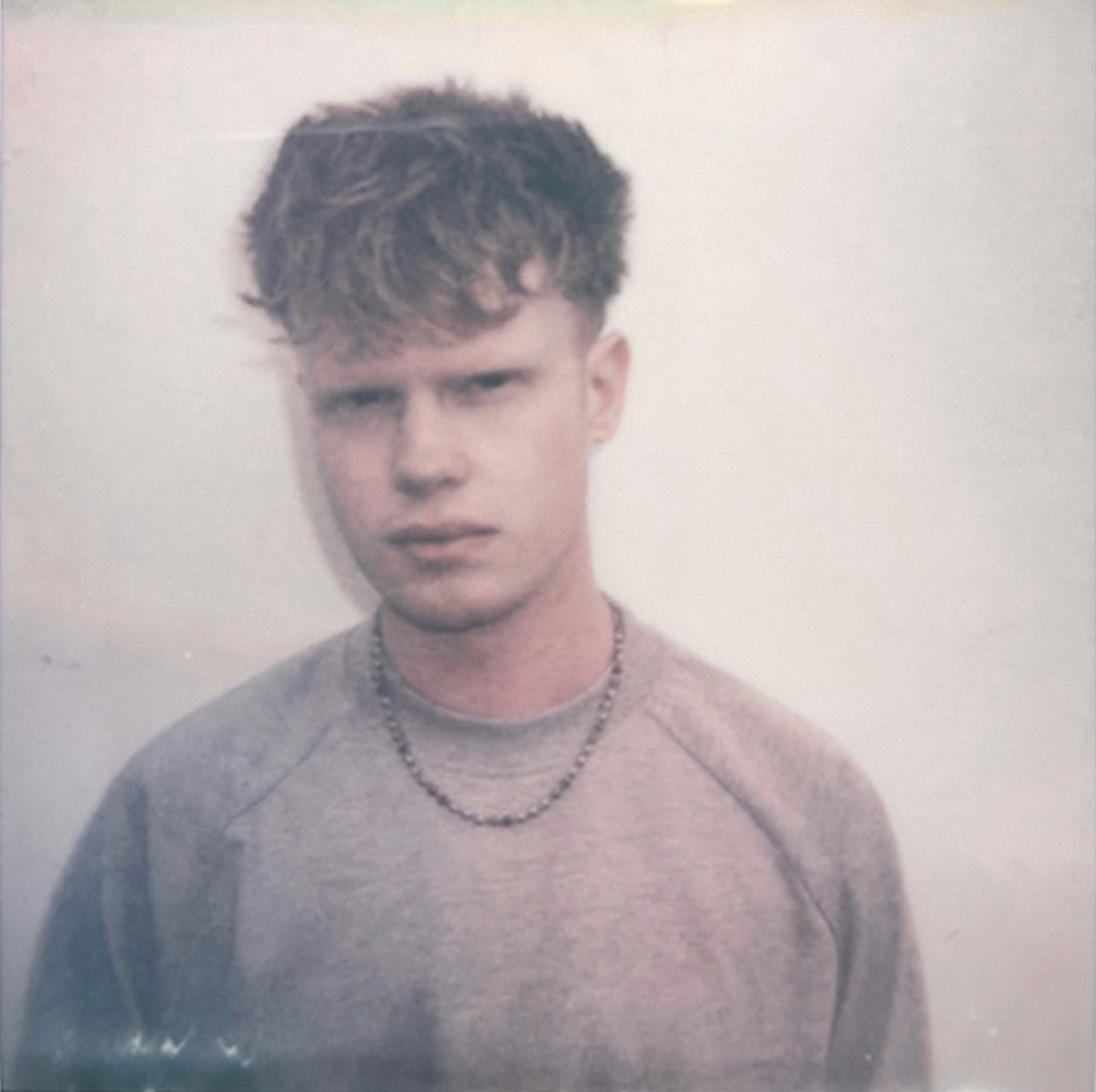 Finn Askew - BLUEBOY (EP)