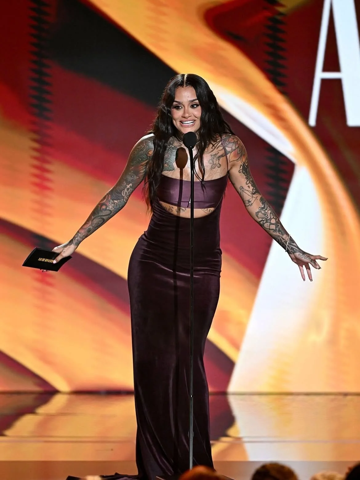 Kehlani Winning "Best Female R&amp;B/Pop Artist"