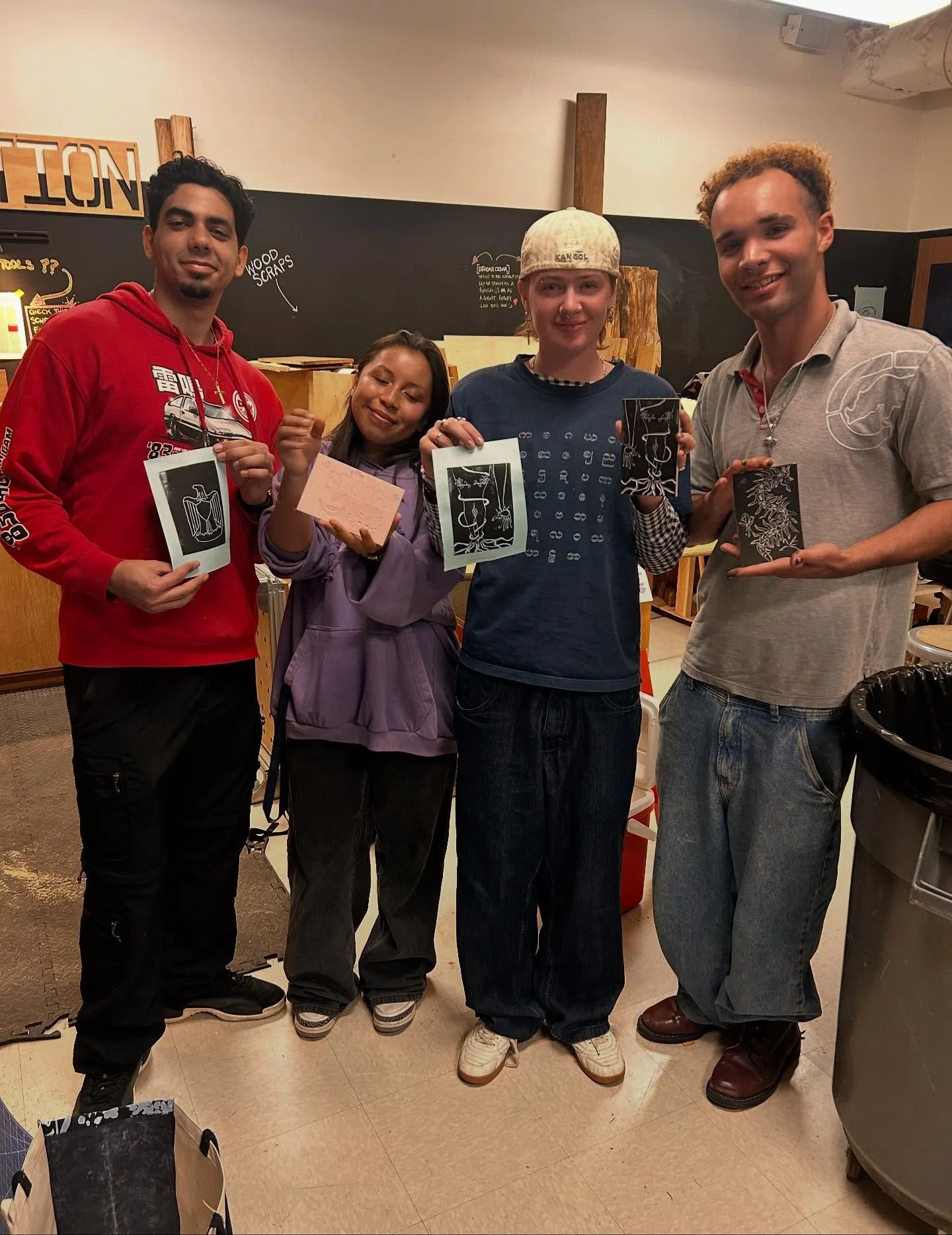 Our first 5C Media Makers Lab event was a success! ✨ 
Kicking off our series of offerings was a linocut printmaking workshop led by artist, educator, and storyteller Salvador de la Torre (@delatorre_artstudio), exploring the power of art, community, 