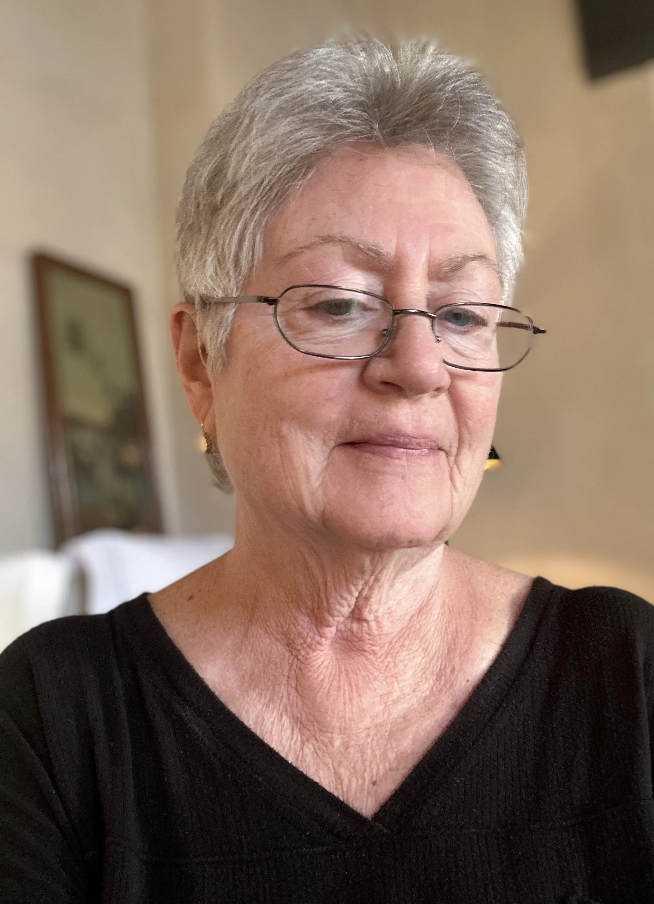 Lois Mendelson Headshot