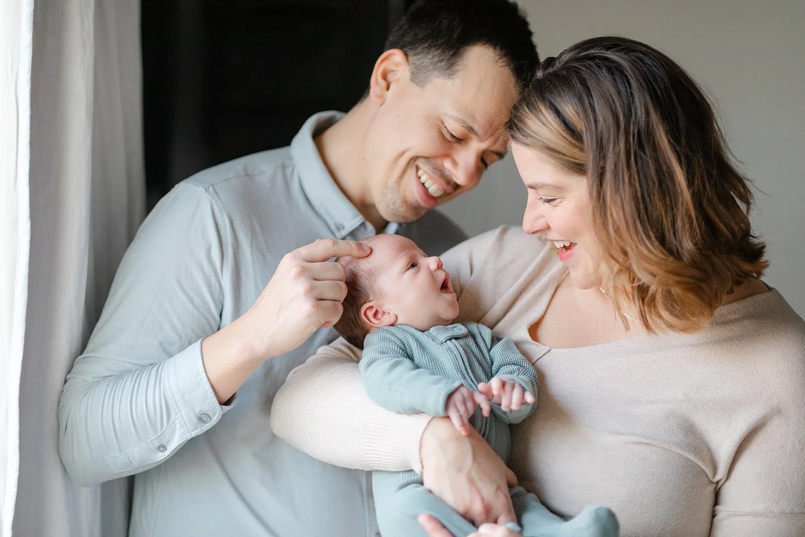 What to Expect During Your Newborn Photography Session