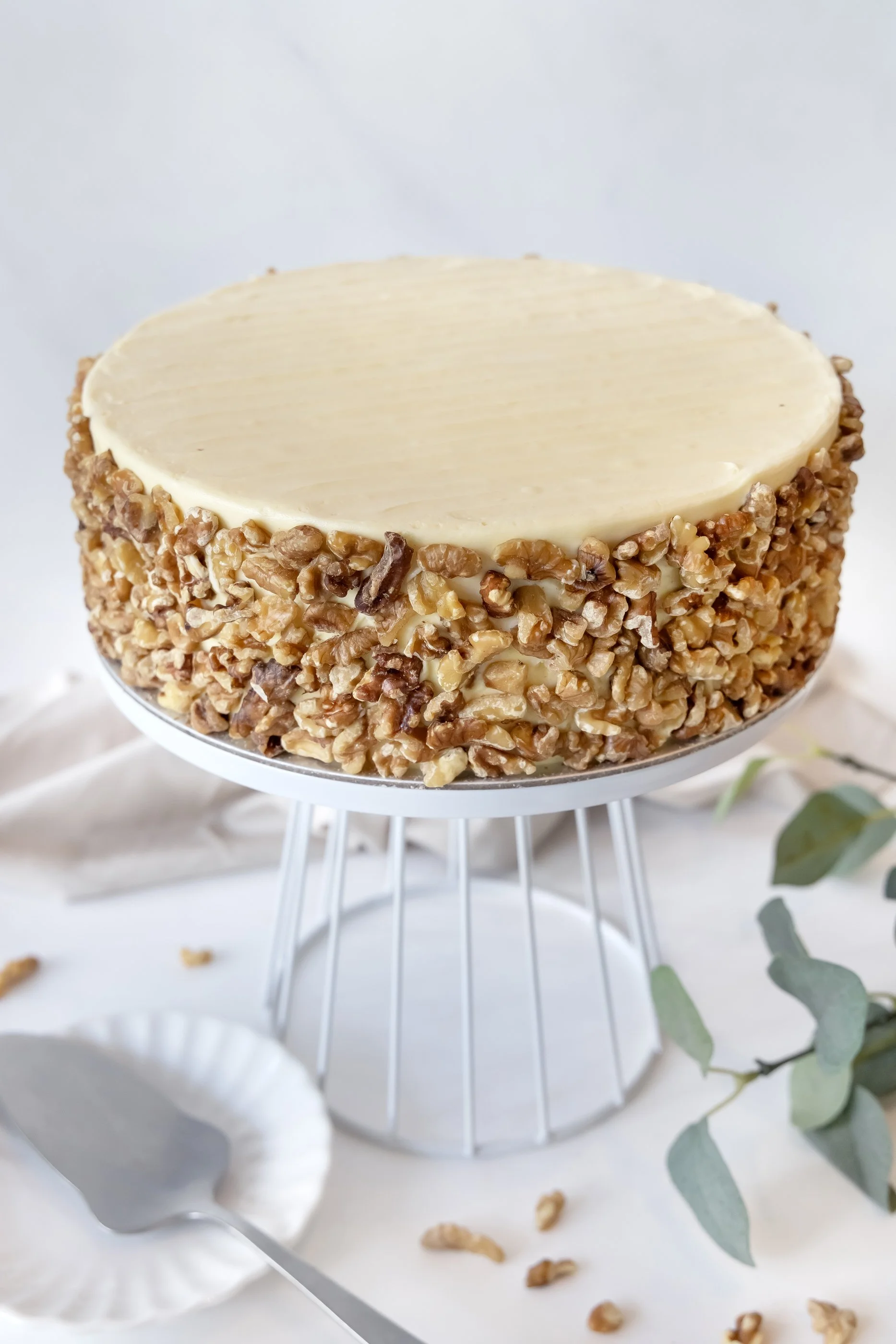 TMP Cakes - Carrot Cake - Whole_3.jpg