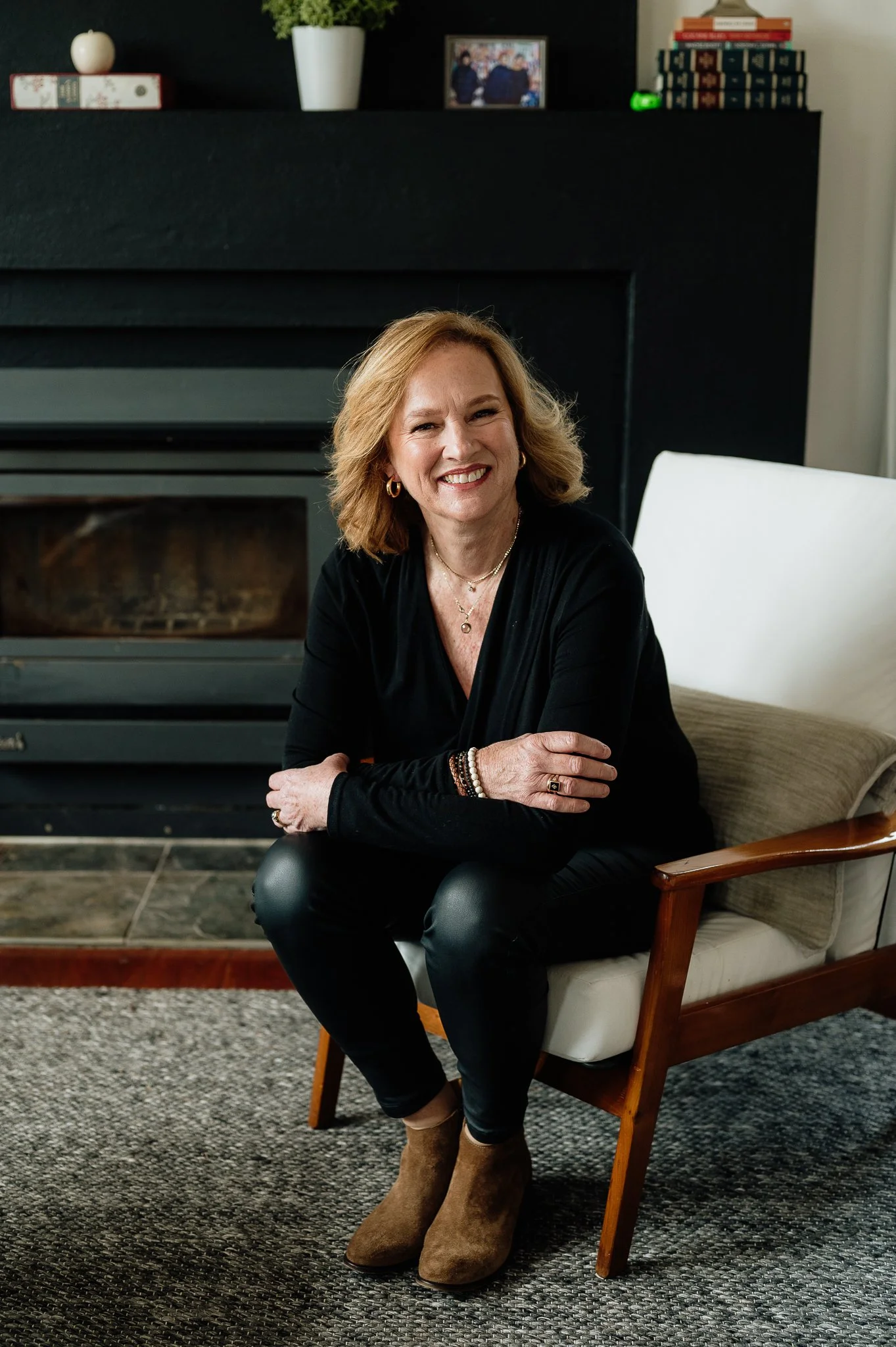 Lynne Johnson Author Brand Photography-21.jpg