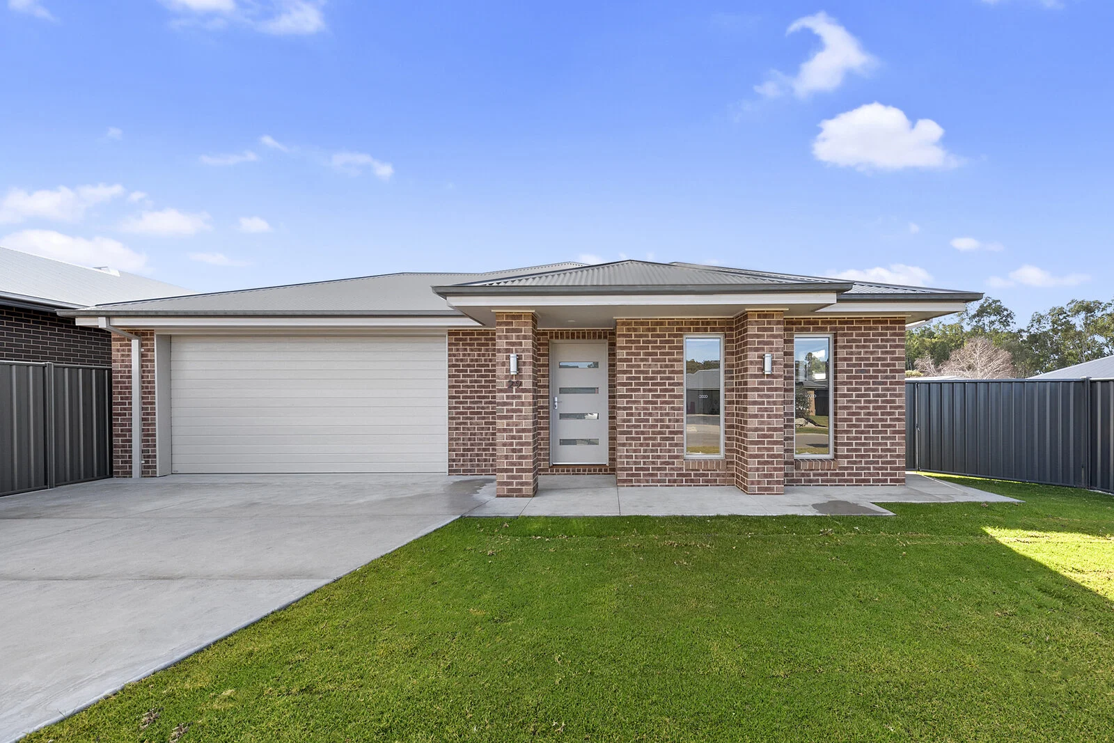 001_Open2view_ID582984-29_Currawong_Drive_W.jpg