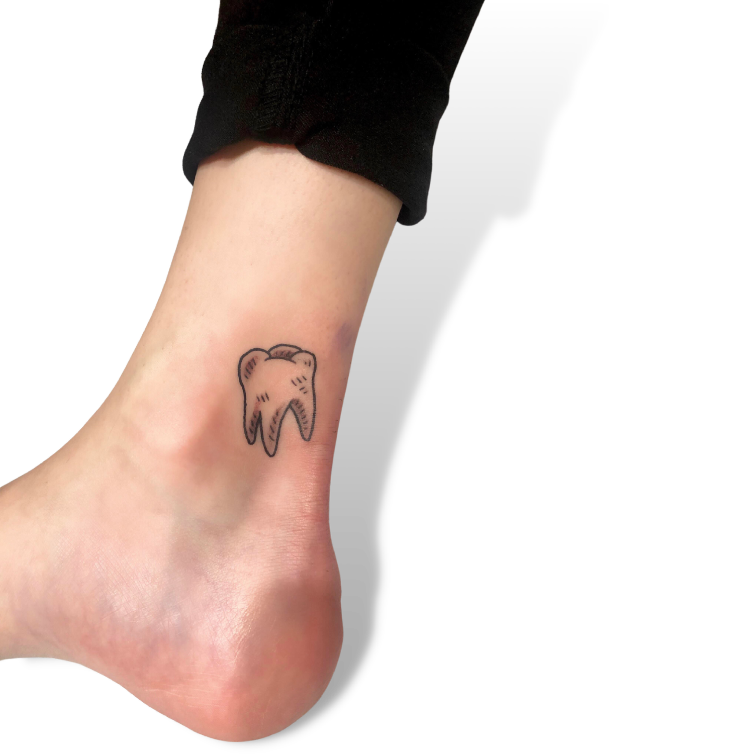 Hand Tattoos For Men 7 Pictures Of Meaningful Tattoos CHELSIDERMY hand-tattoos-for-men-7-pictures-of-meaningful-tattoos-chelsidermy