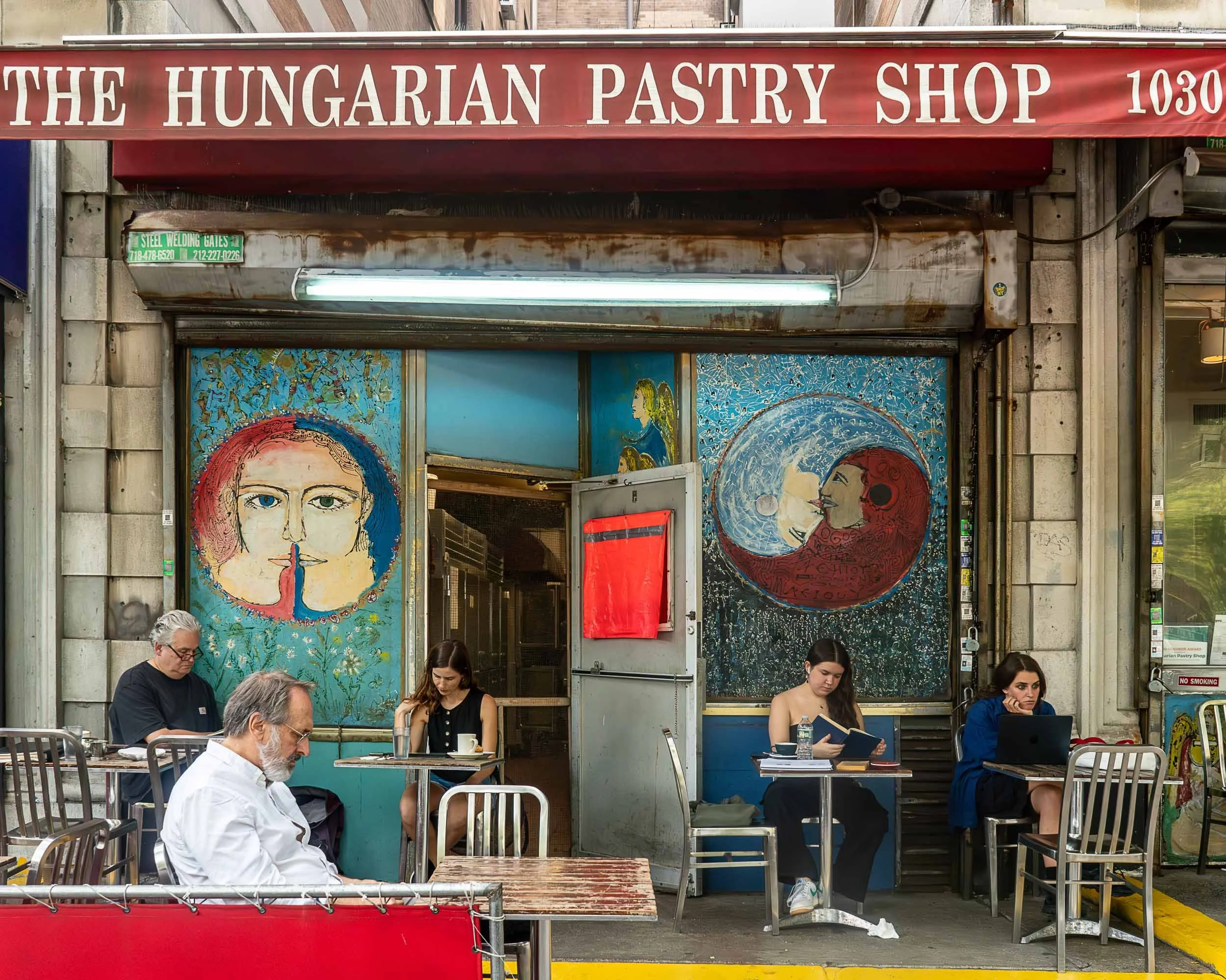 The Hungarian Pastry Shop, Moringside Heights