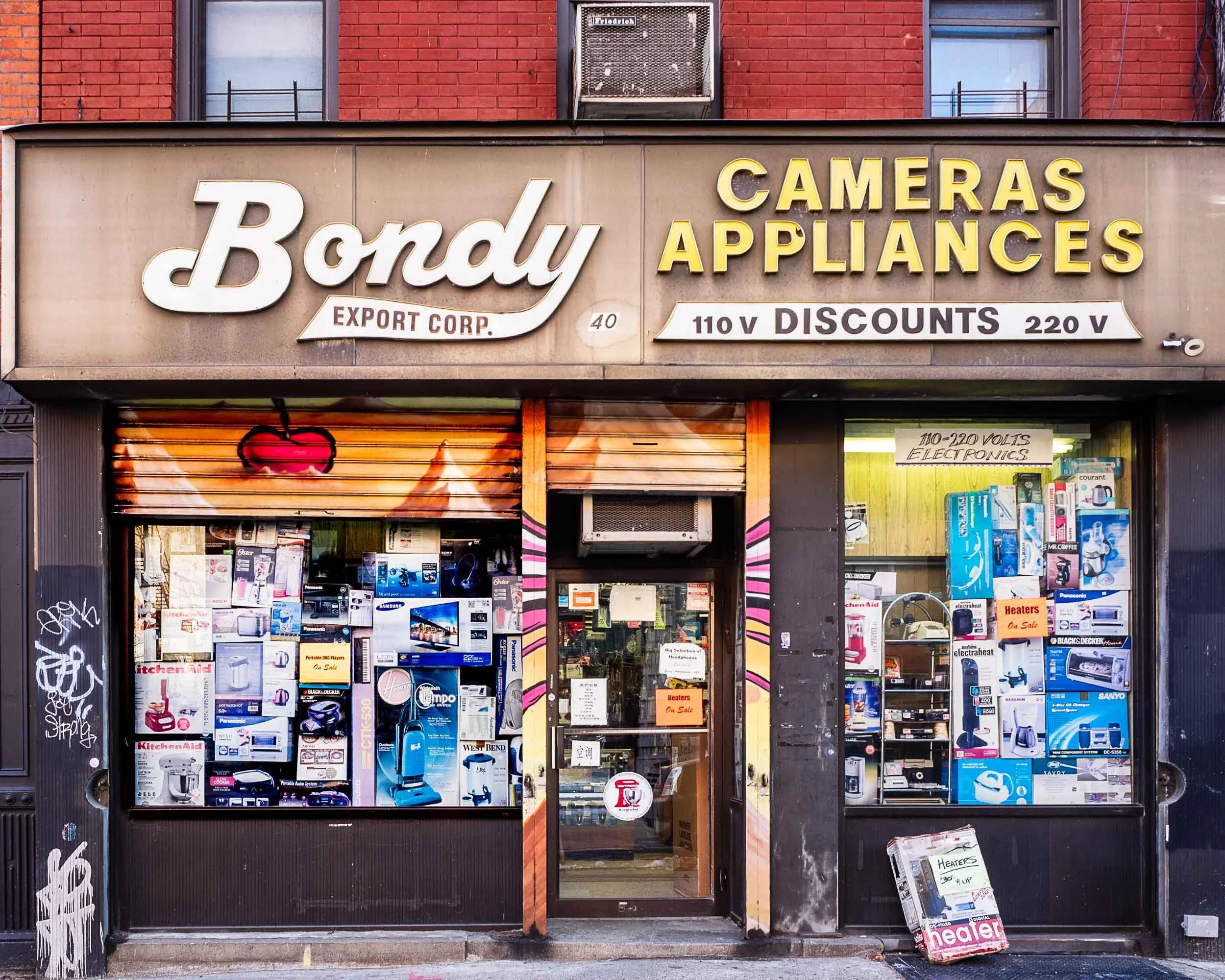 Bondy Cameras, Lower East Side