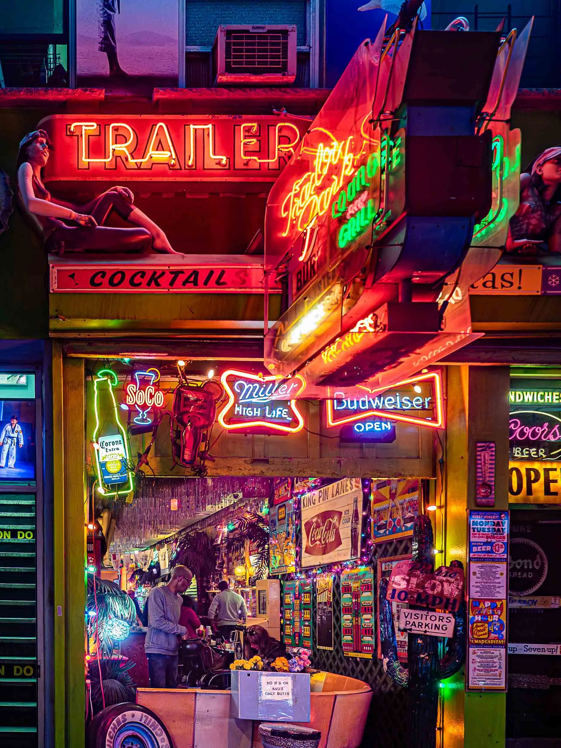 Trailer Park Lounge at Night, Chelsea