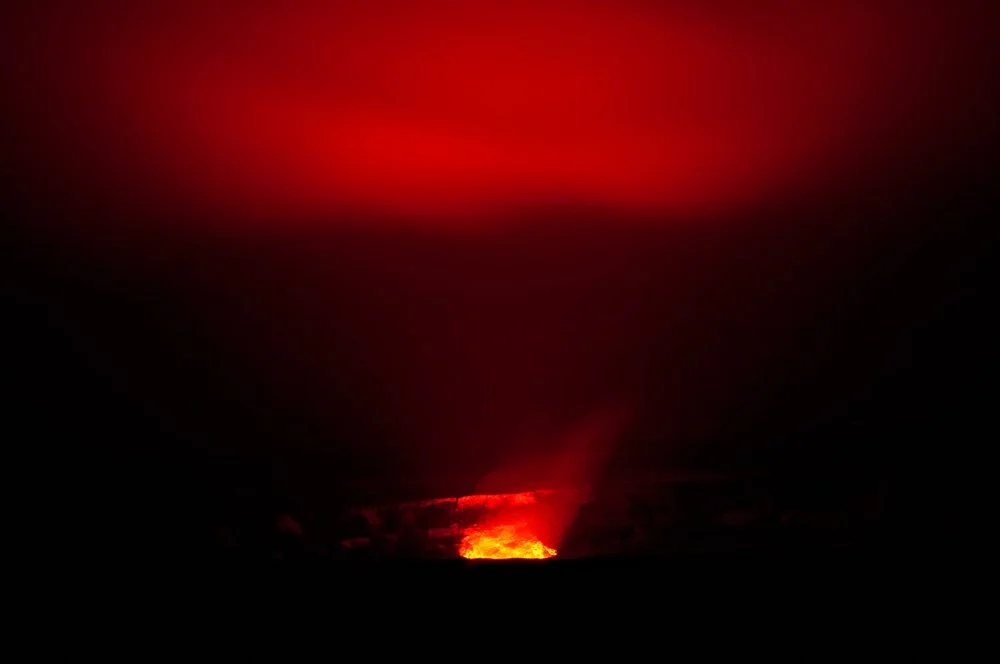 Kamoamoa-fissure-eruption,-Big-Island,-2011.jpg