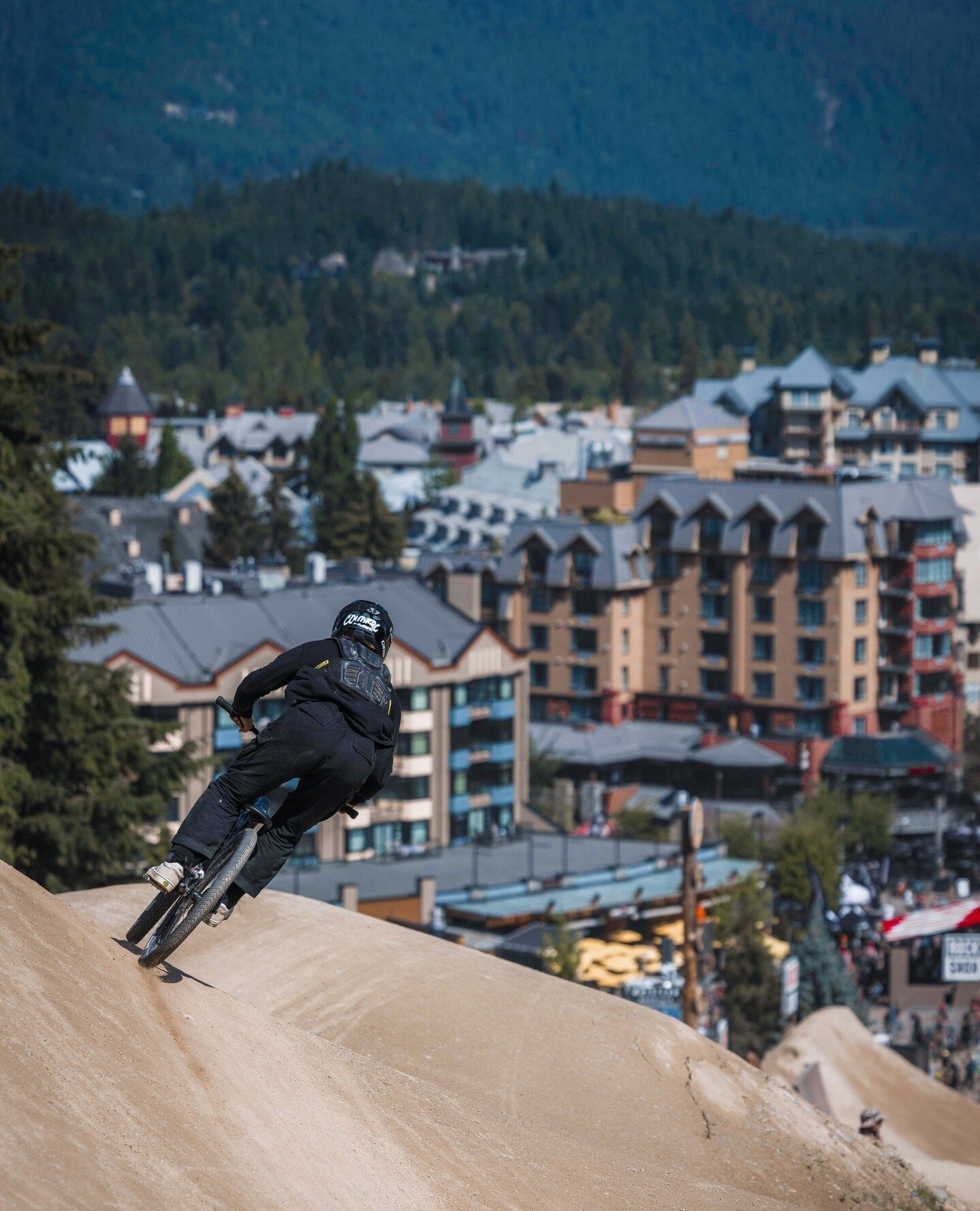 Bike season is just around the corner - gear up for an exciting Victoria Day weekend! May 17th marks the opening day for @whistlerbikeprk, where the upgraded Fitzsimmons Express will make its debut. Plus, Whistler Mountain will be staying open until 