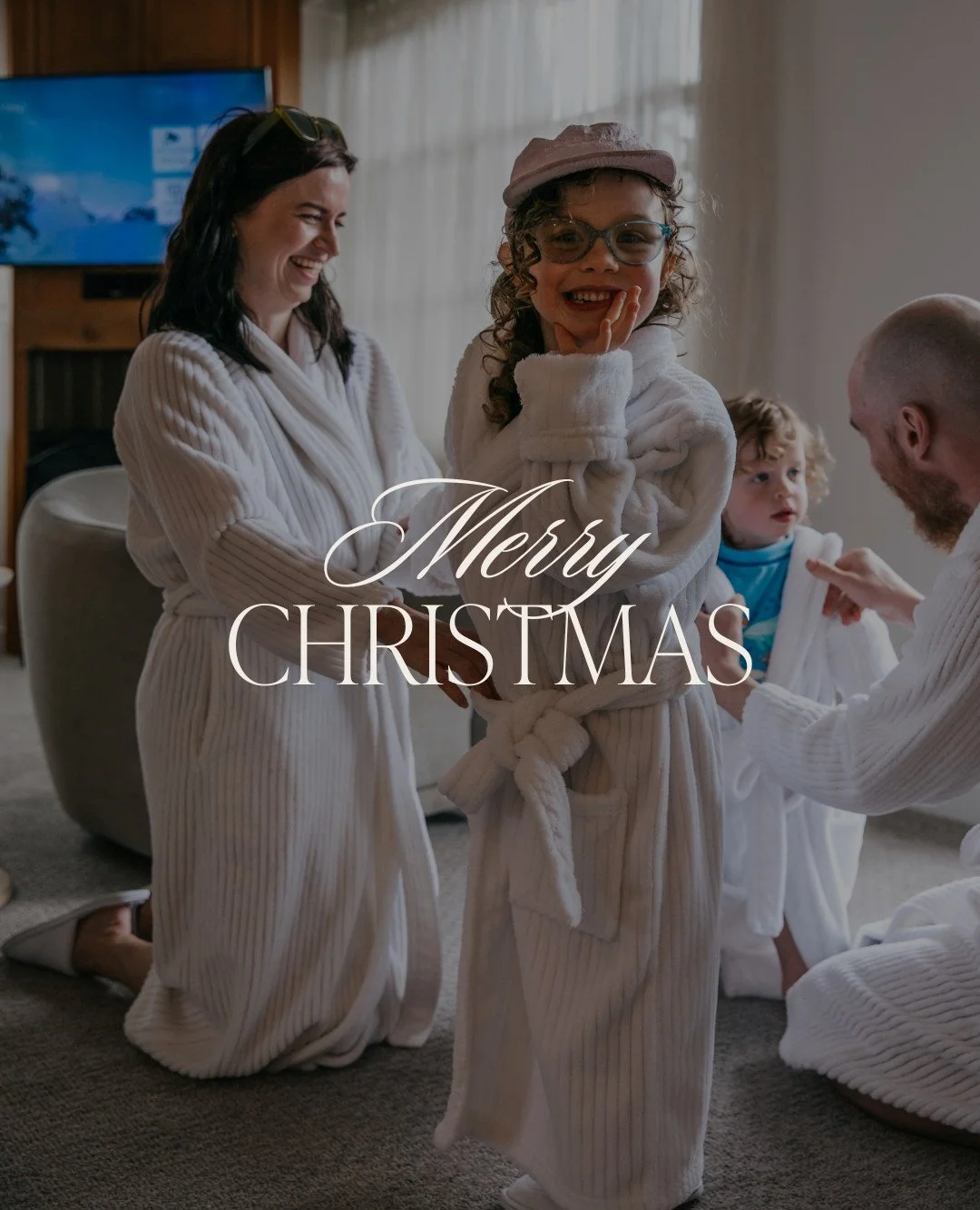 Merry Christmas and Happy New Year from all of us at Sundial Hotel! ❄️

We&rsquo;re grateful for every guest who made this year unforgettable. May your holidays be full of warmth, connection, and a little mountain magic.❤️