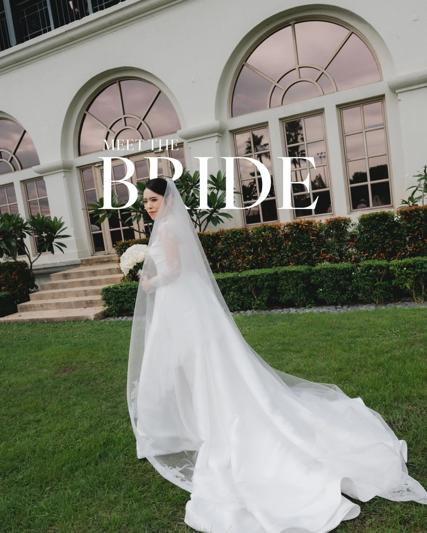 Meet the bride Meisy.
Bold yet timeless feel.

Bride @meisyteo 
Gown @theivorybridal.kl 
MUA @xtina_imagestudio_makeup @zaara_xismakeupteam