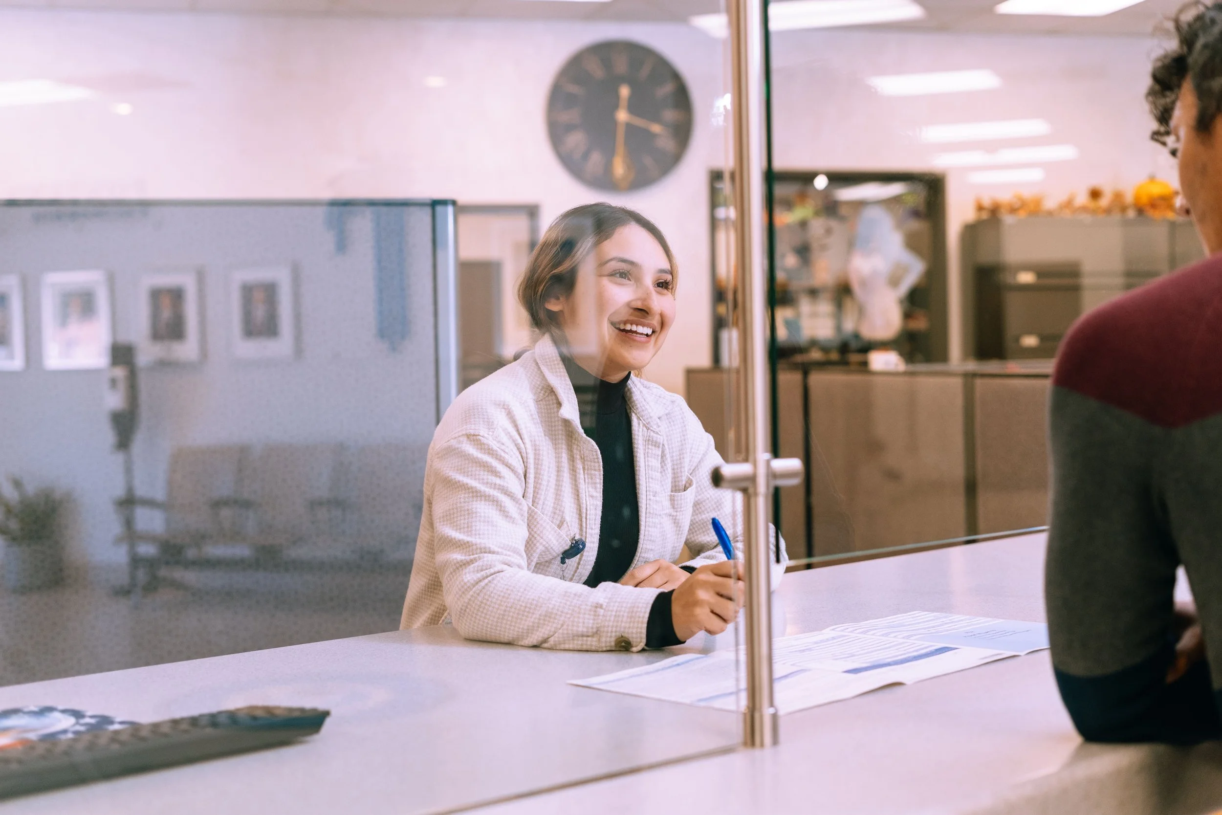 Fontana - Customer Service-04.jpg