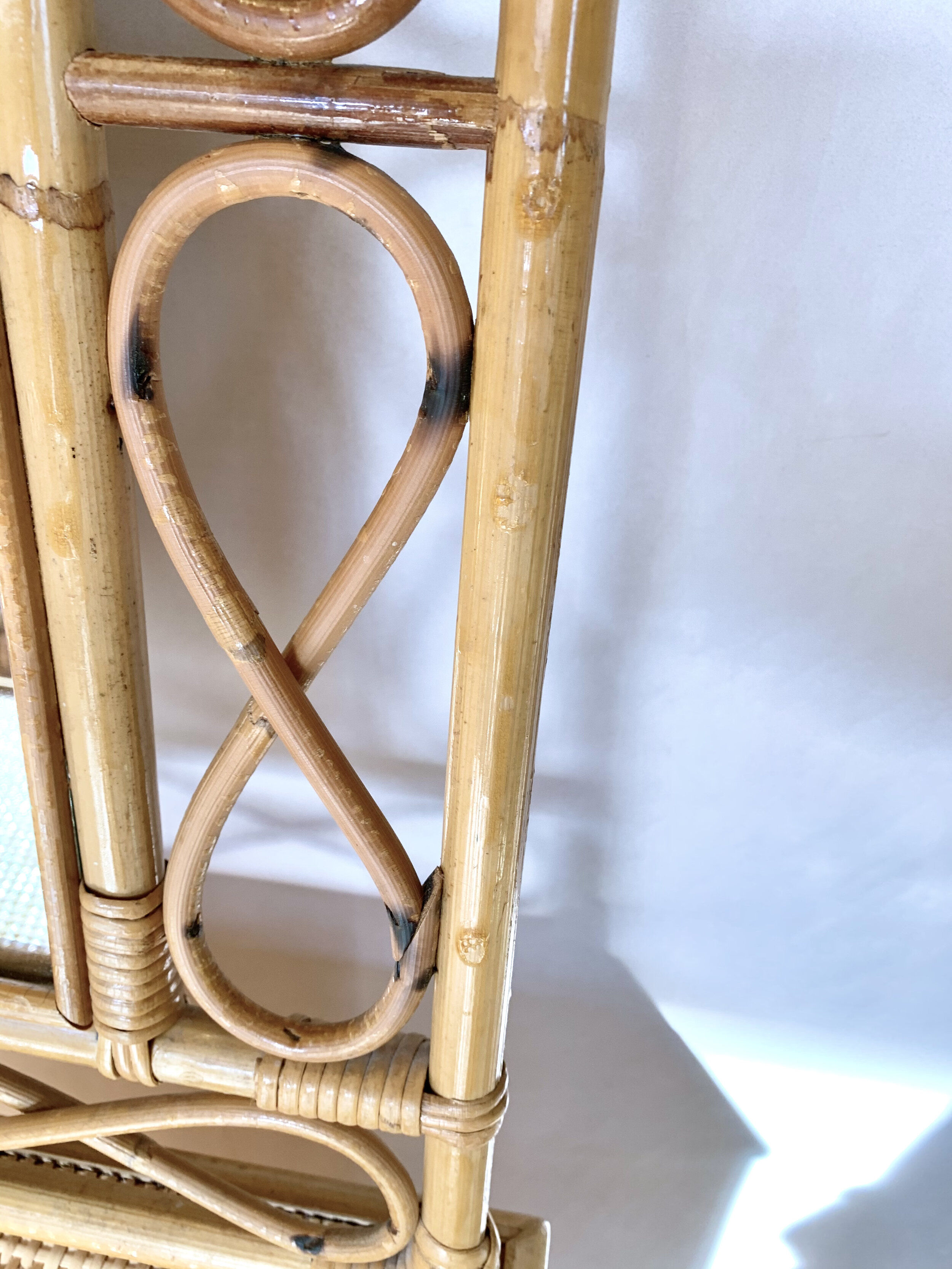 annamhliving-vintage boho tiki bamboo rectanglular mirror detail