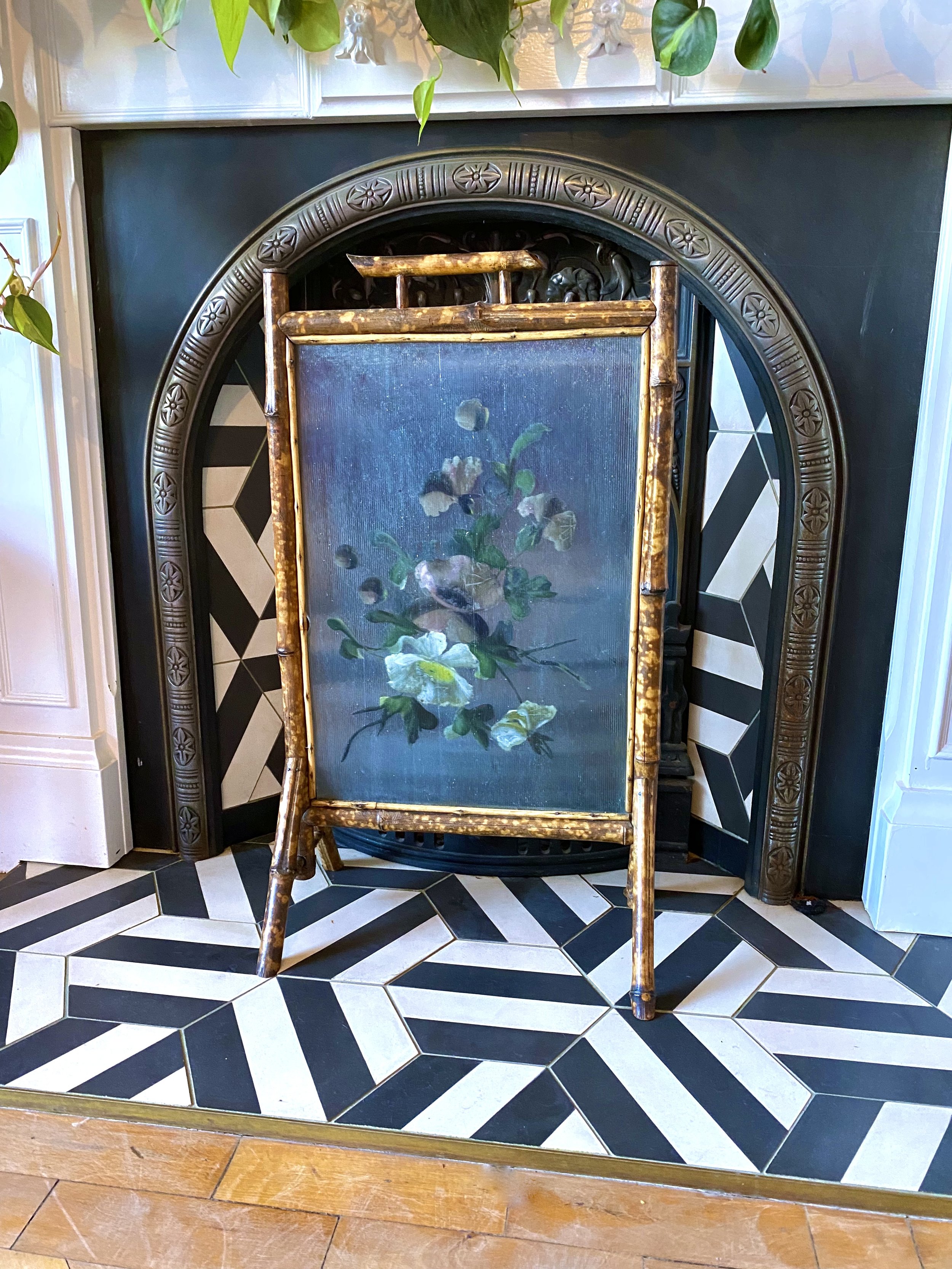 annamhliving-antique tortoiseshell bamboo hand painted glass floral fireguard