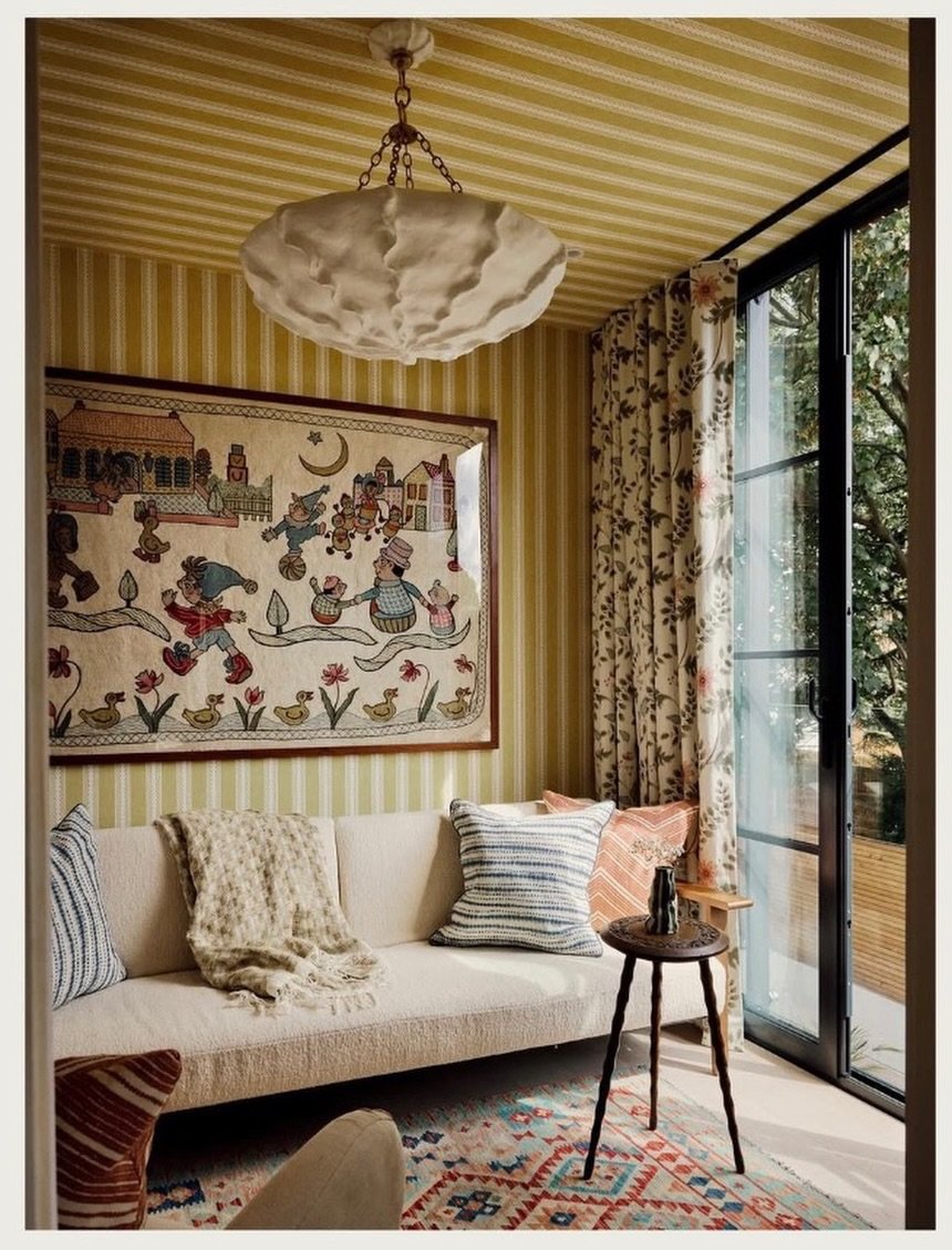As featured in @houseandgardenuk 
One of my pieces I sourced in the beautiful home of one of the Rixo founders Orla McCloskey
&bull;
&bull;
&bull;
&bull;
&bull;
&bull;
#annamhliving #vintagedealeruk #vintagefurnitureforsale #interiordesign
