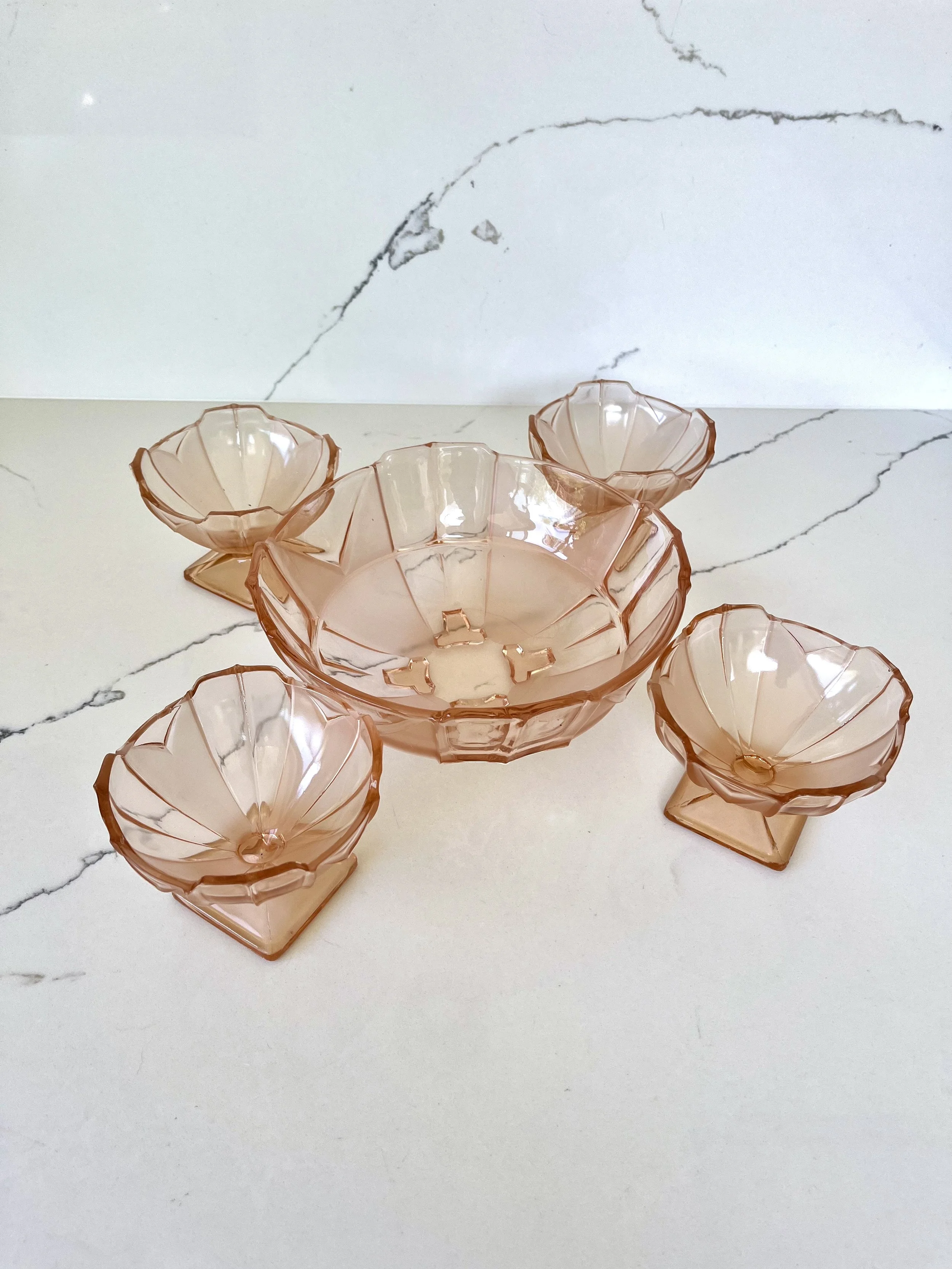 1930s Glass Art Deco Peach Dessert Bowl Set