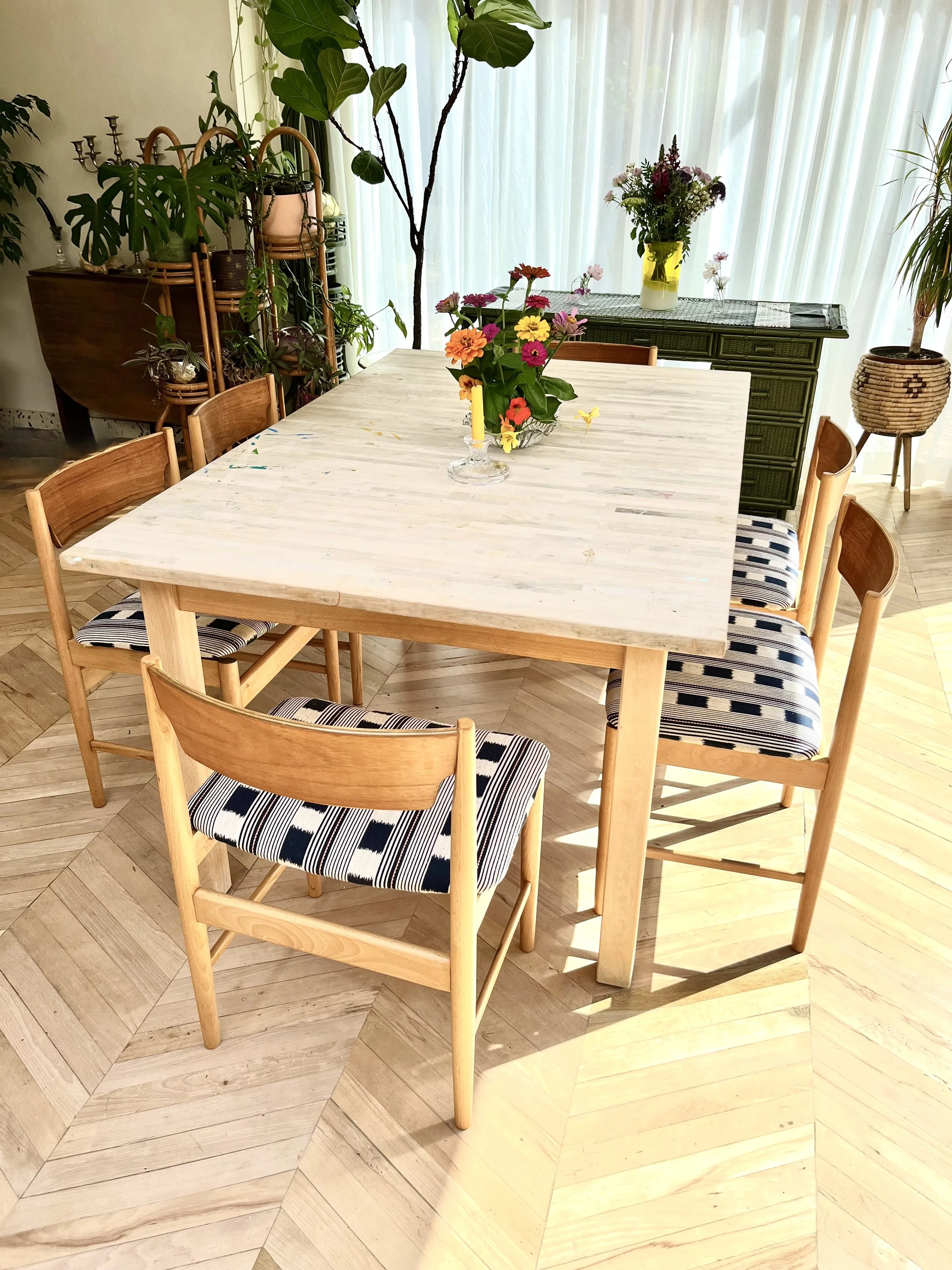 Set of six 1960s dining chairs 1.jpeg