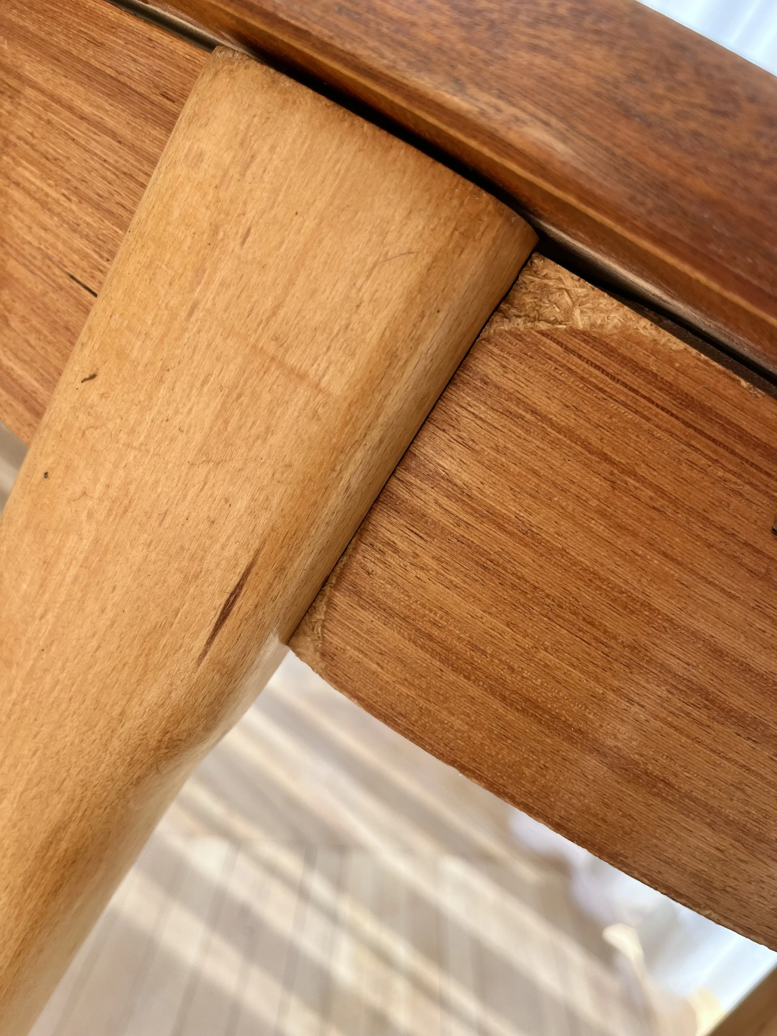 Mid century oval extending table 18.jpeg