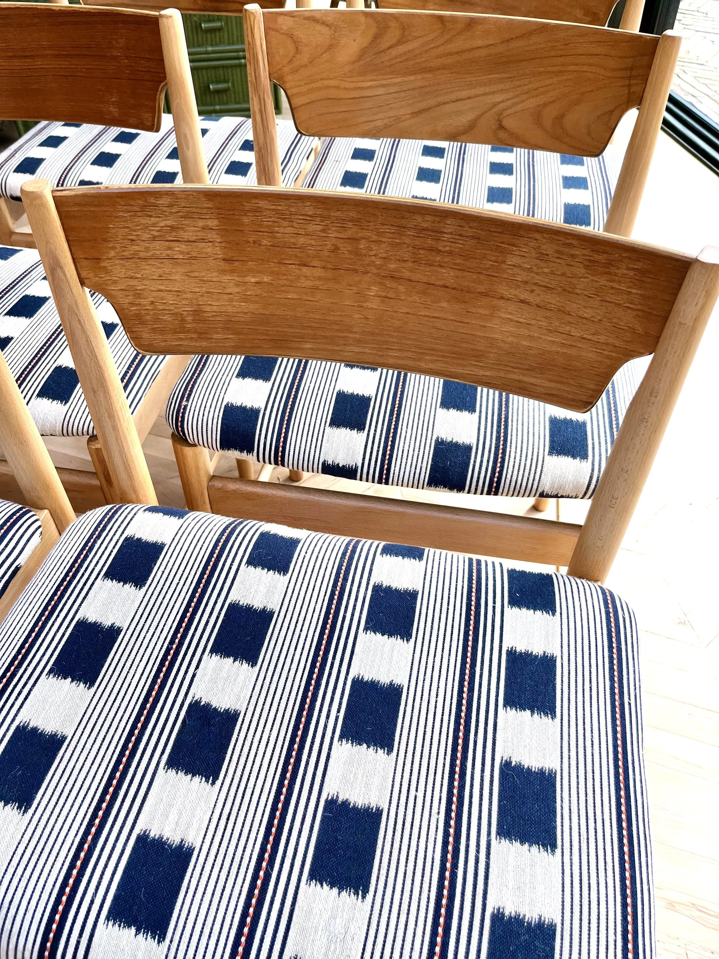 Set of six 1960s dining chairs 10.jpeg