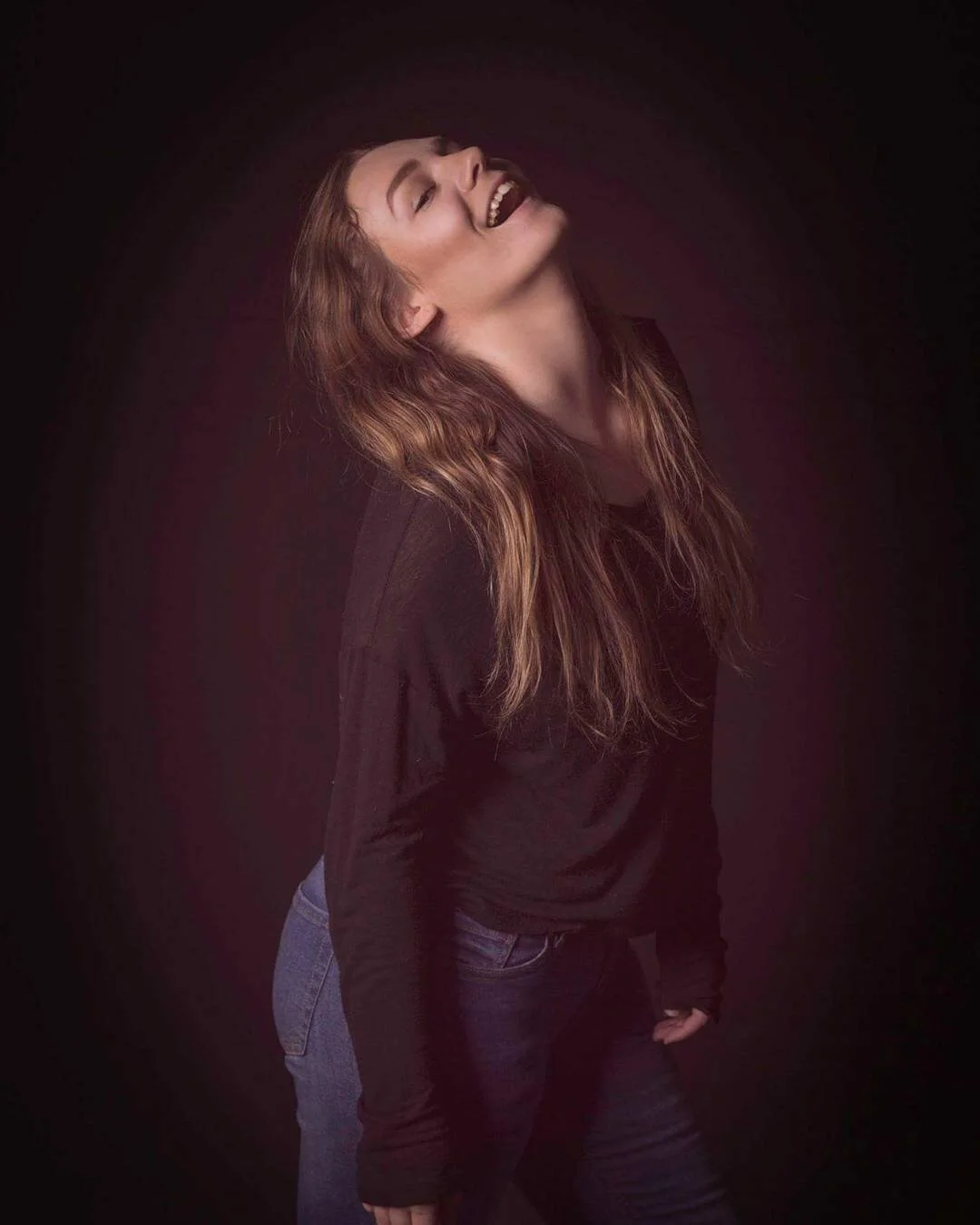 Model:@frankiecostamagna @franceskaraye 
Lighting: @profotousa .
.
.
.
.
#model #modeling #girl #sexy #leather #studio #professional #profotolighting #canon#crcphotography #faded #fade #blueeyes #grunge #grungegirl #beauitful #photography #darkfashio