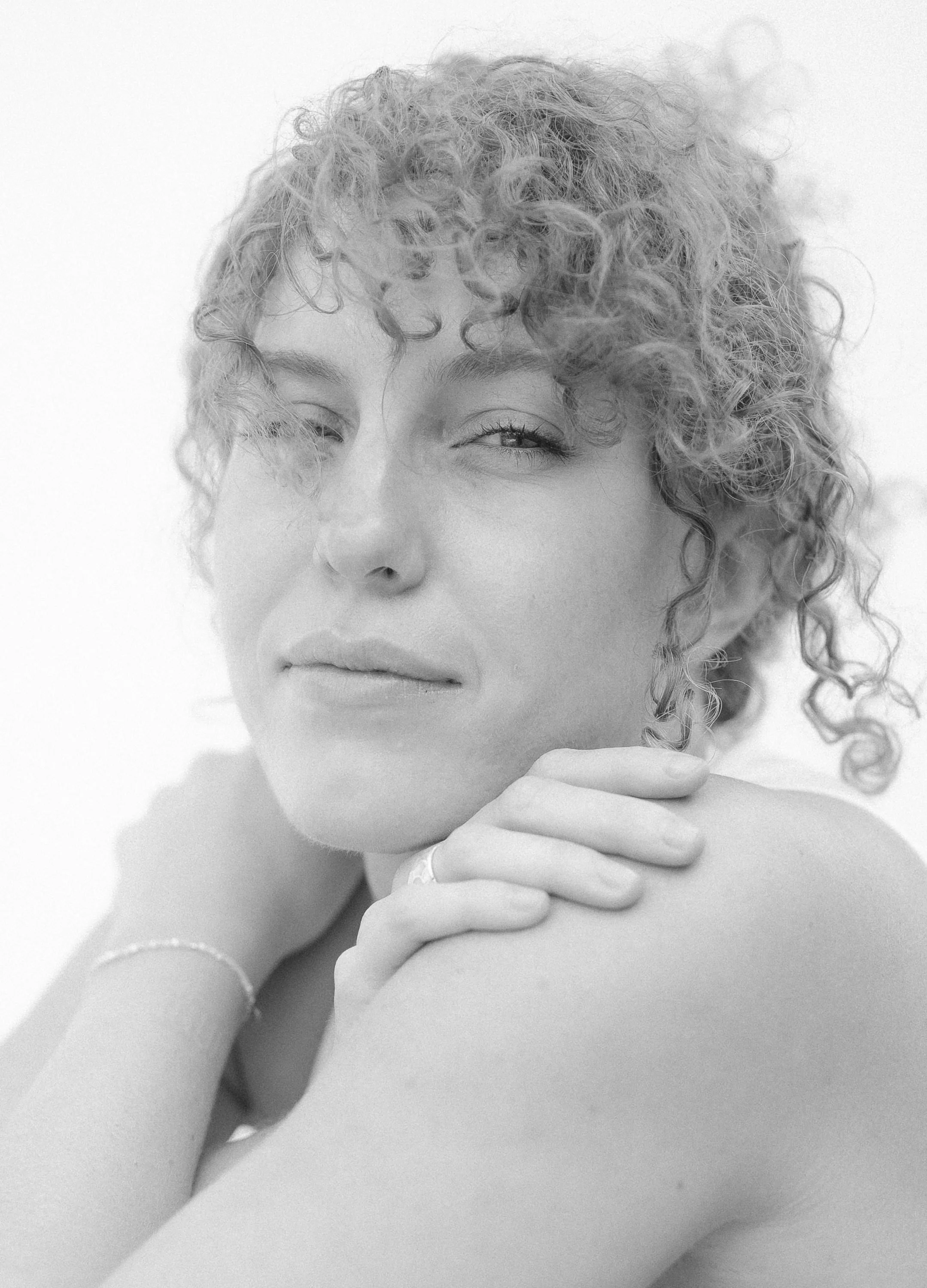 13Aug2024.Sasha.Portraits-53.jpg